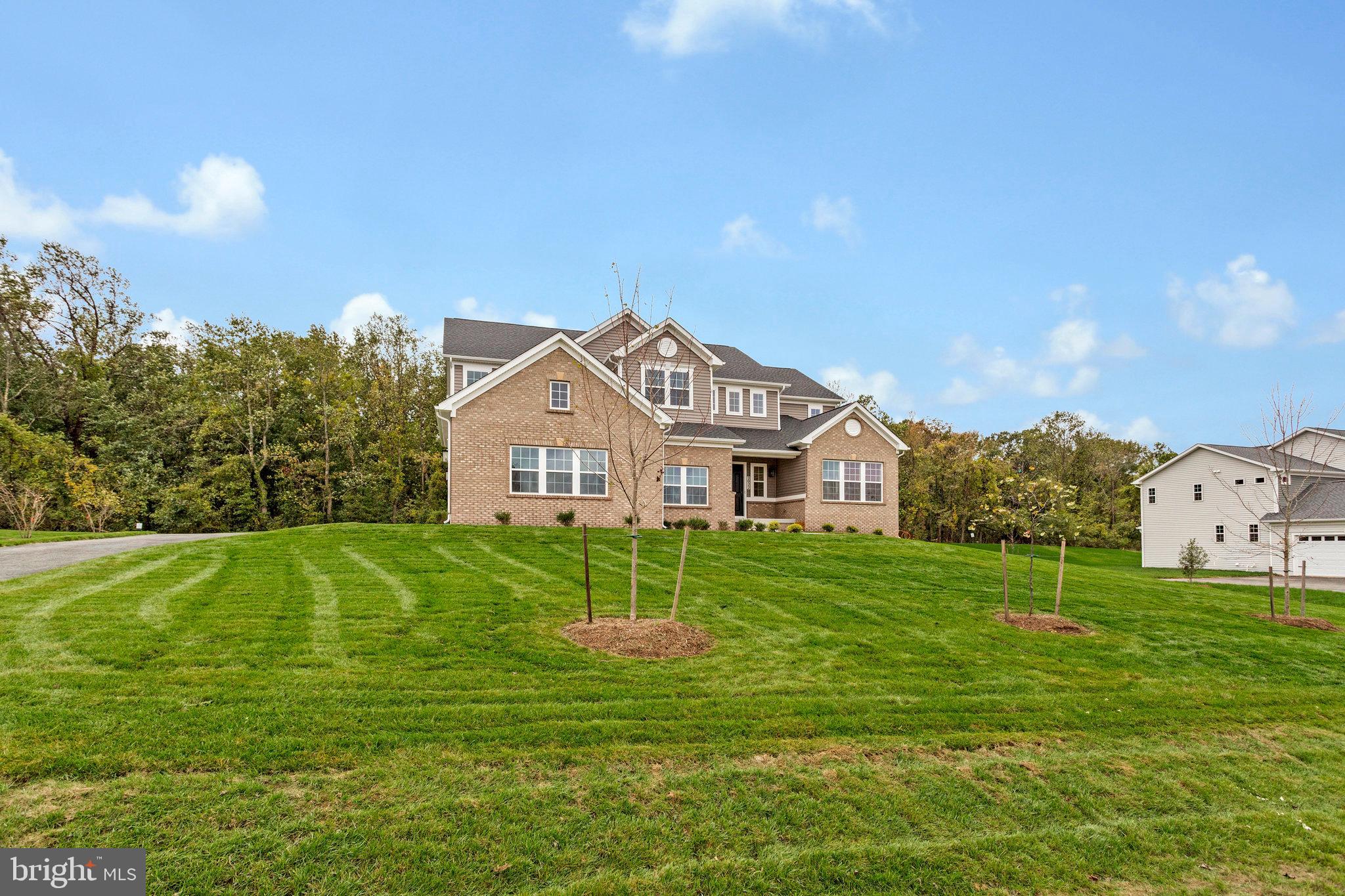 2022 SAINT JAMES ROAD