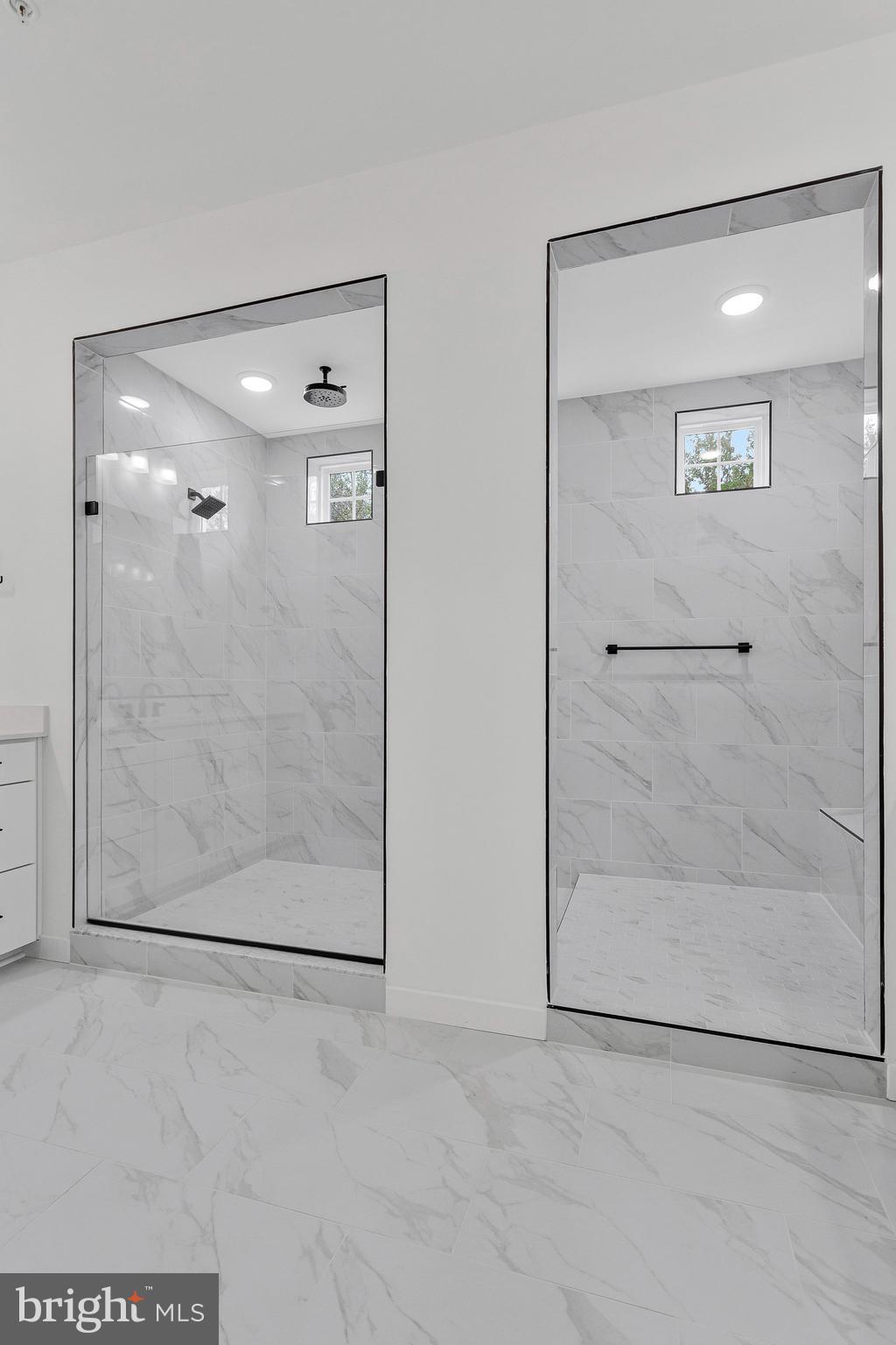 ST JAMES - Residential