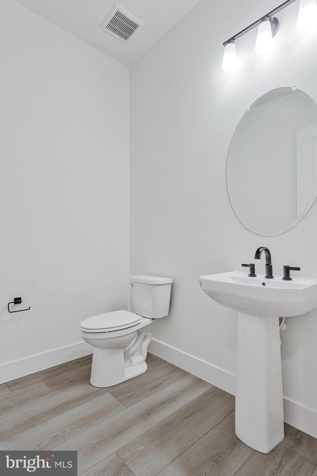 ST JAMES - Residential