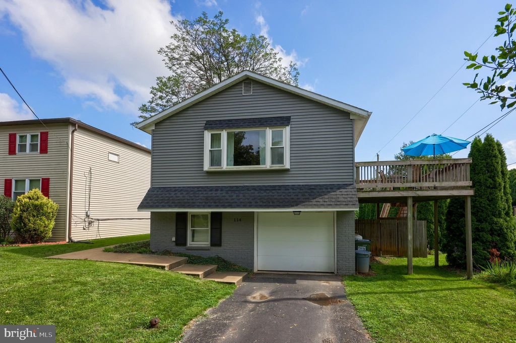 Photo of 114 PLEASURE RD, LANCASTER, PA 17601 (MLS # PALA2039612)