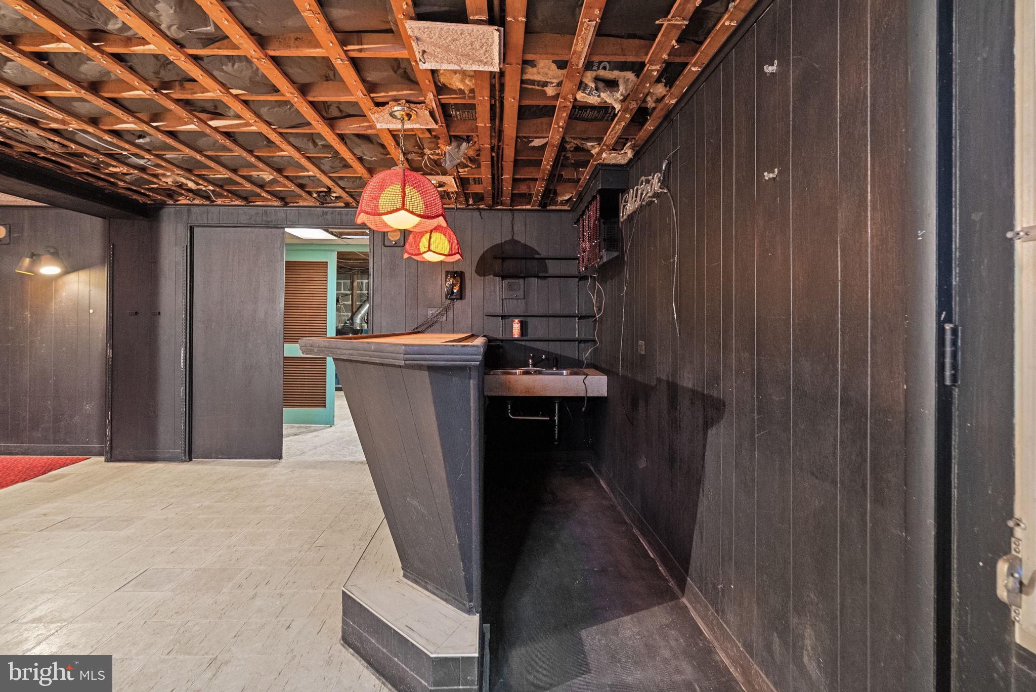 SOMERTON - Residential