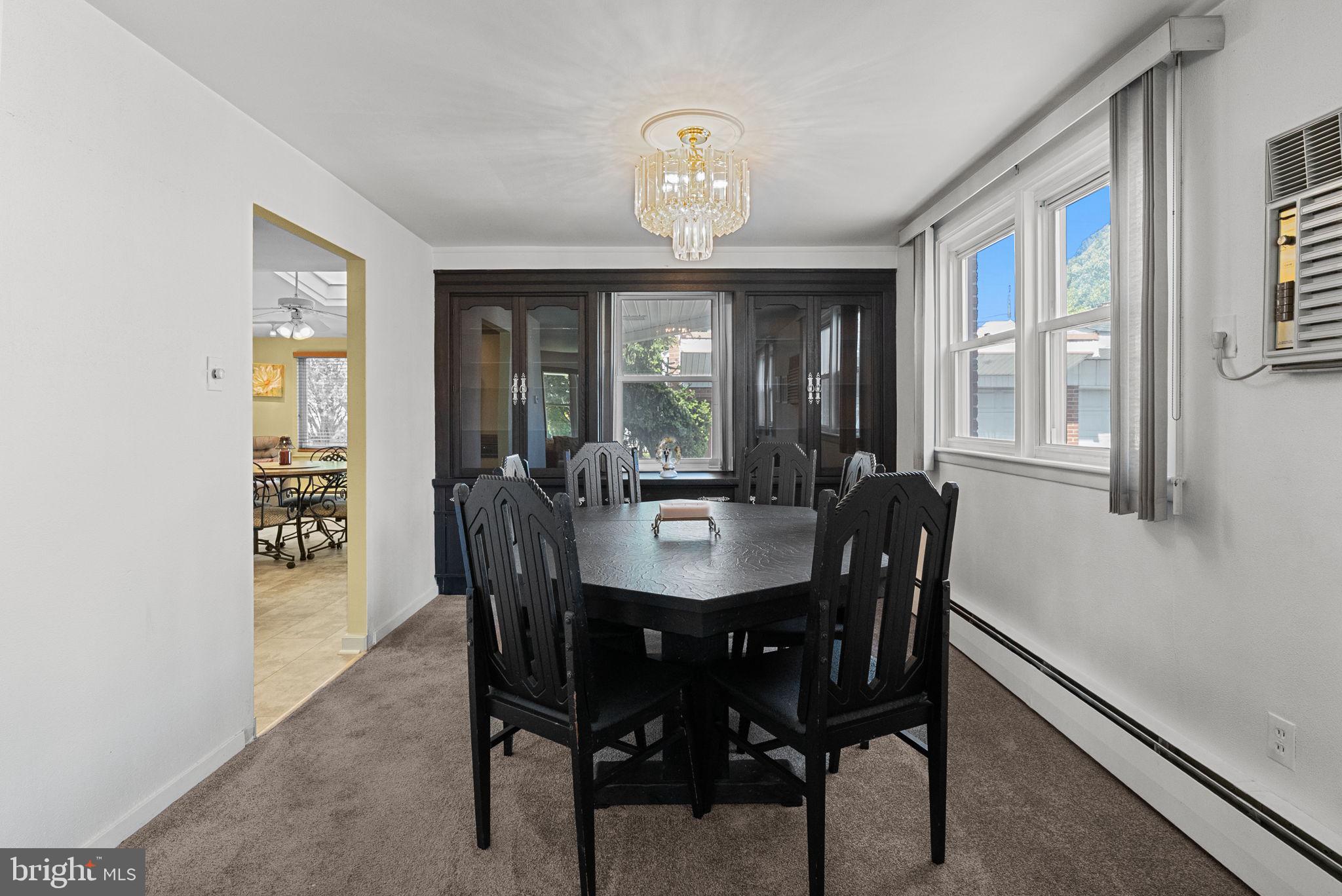 SOMERTON - Residential