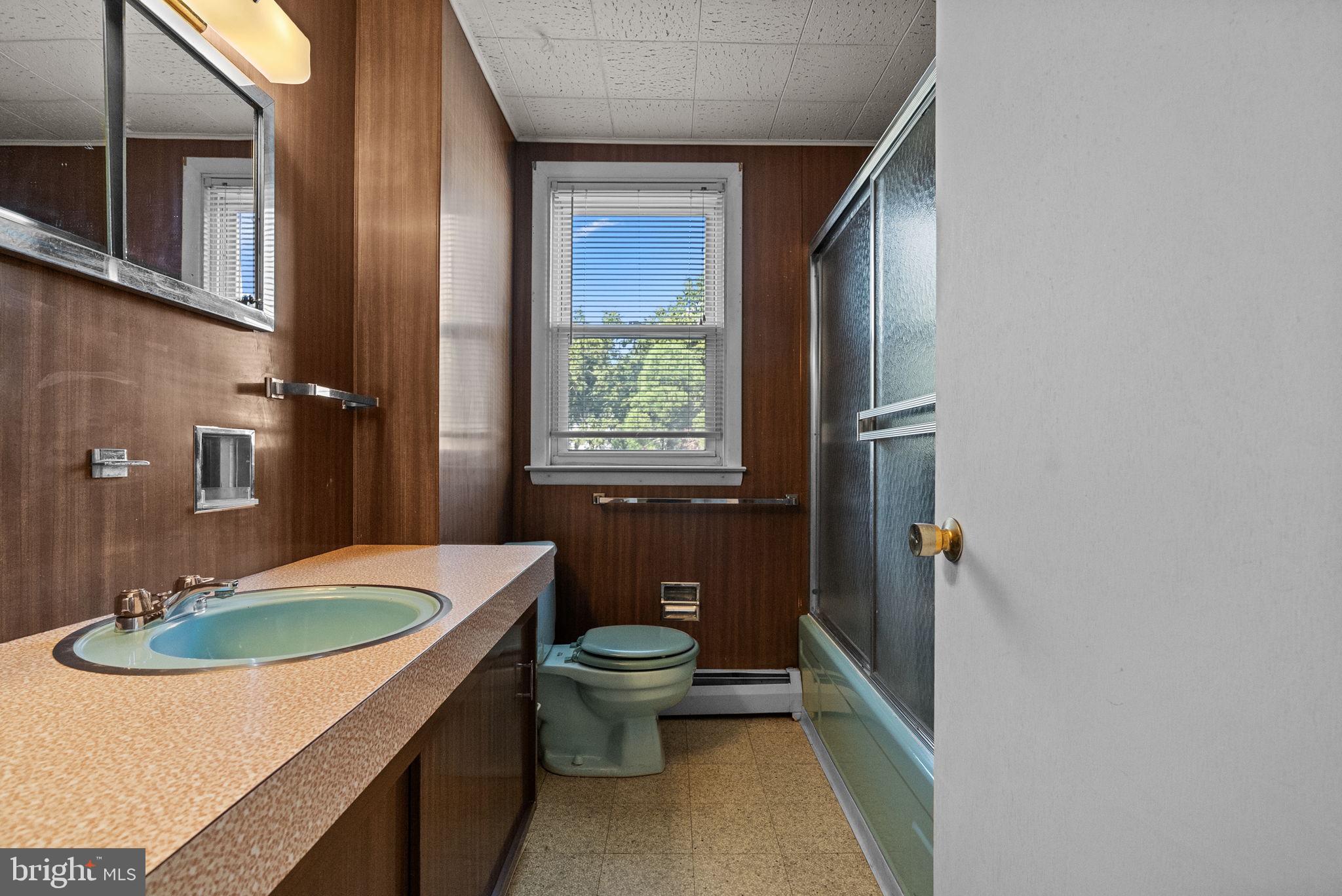 SOMERTON - Residential