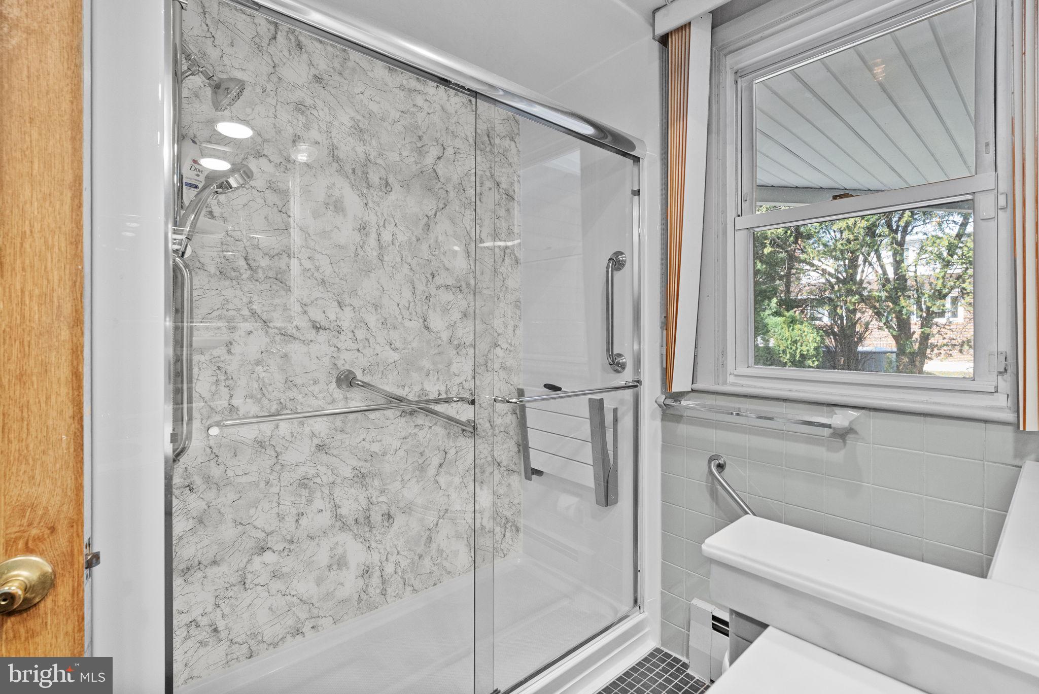 SOMERTON - Residential