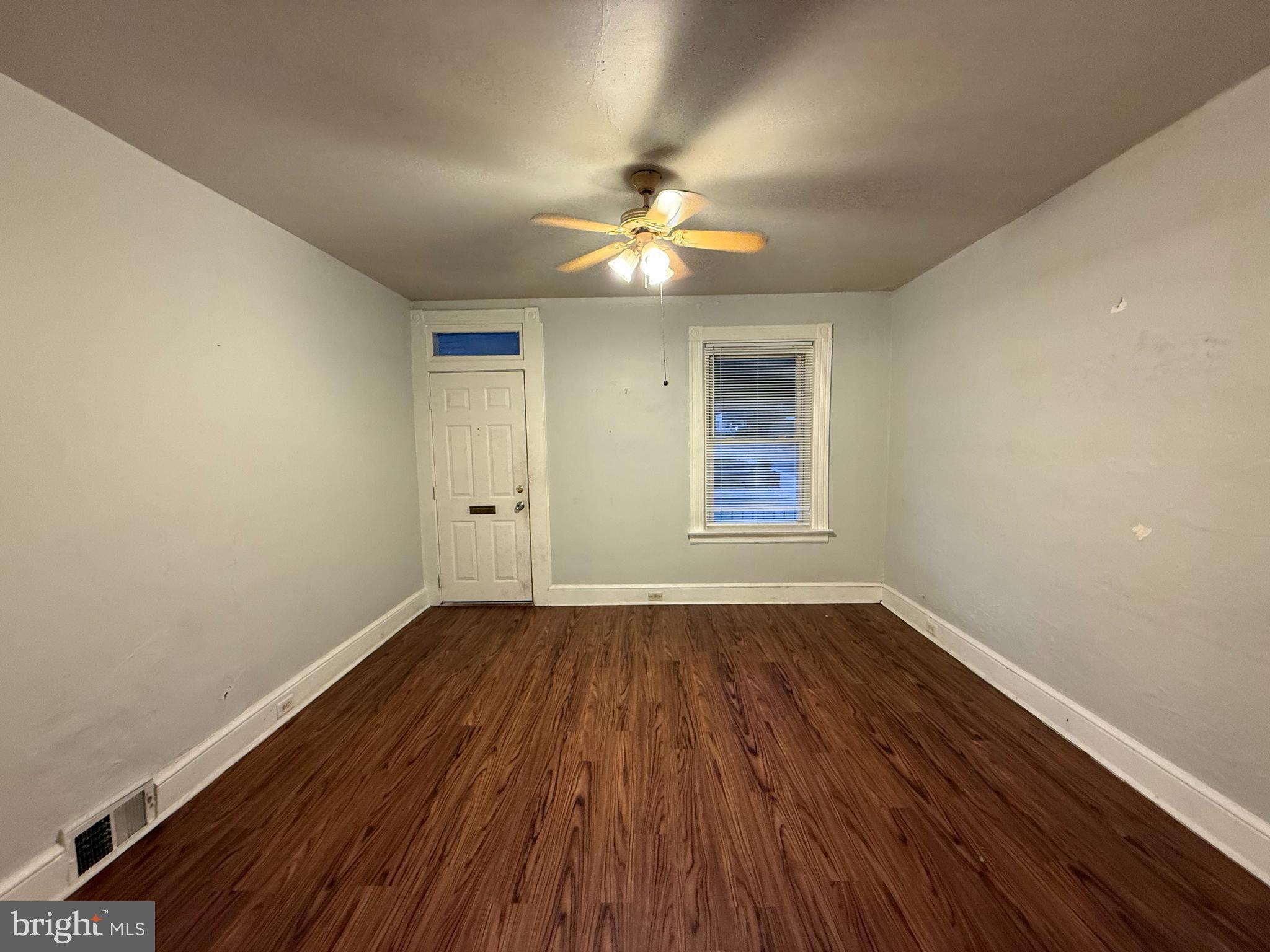 LANCASTER - Residential