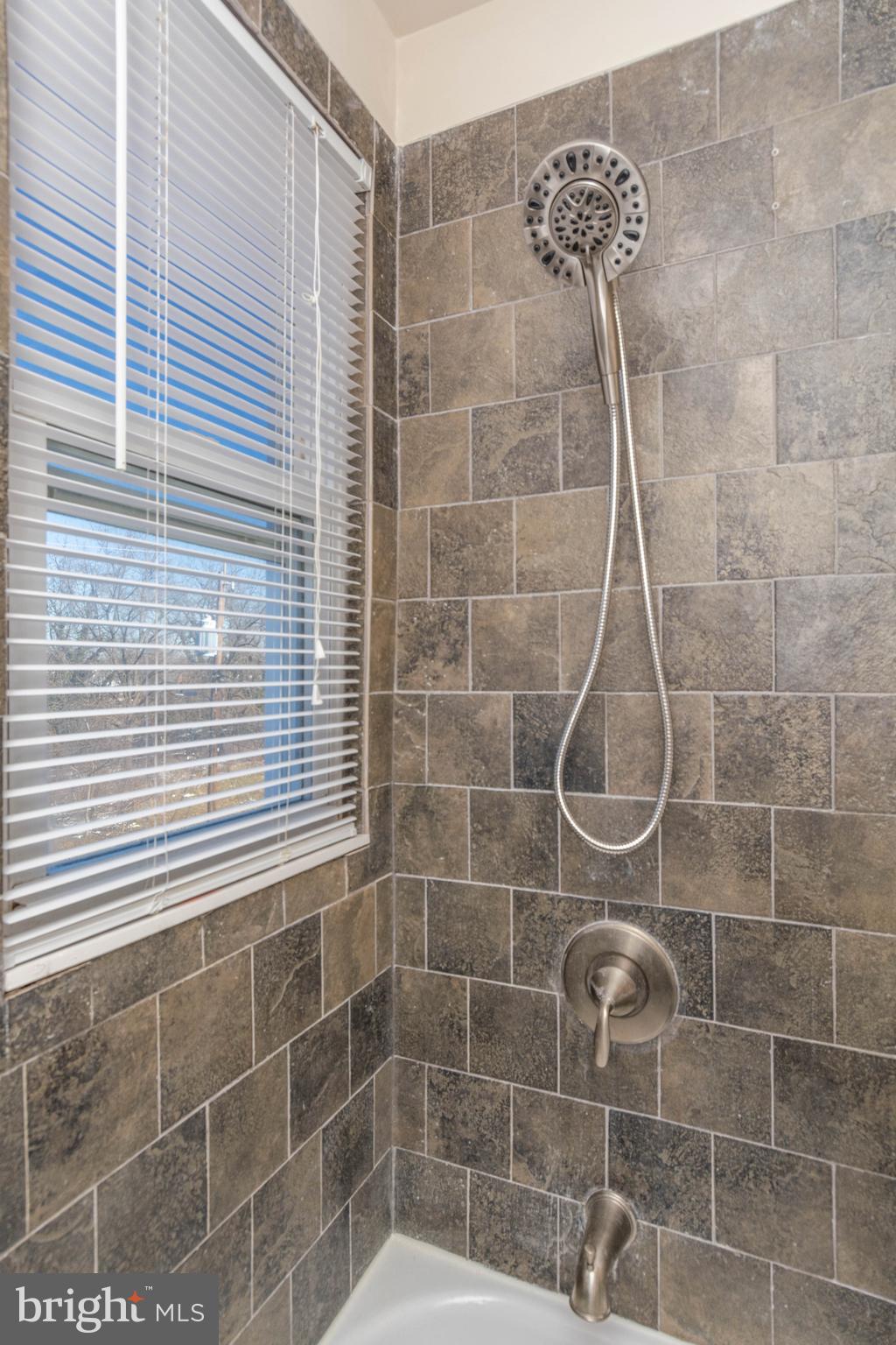 YALE HEIGHTS - Residential