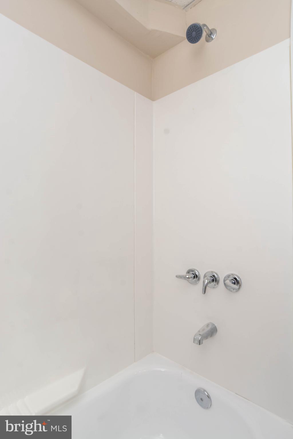 YALE HEIGHTS - Residential