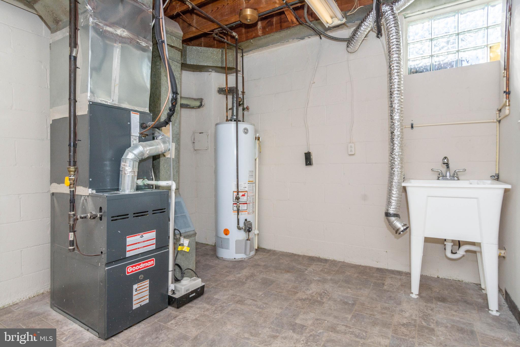 YALE HEIGHTS - Residential