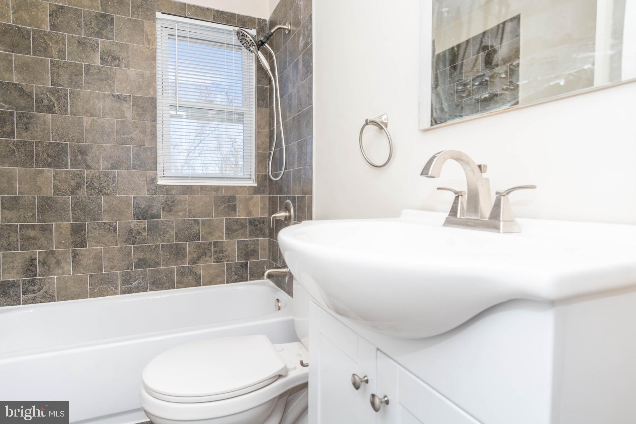 YALE HEIGHTS - Residential