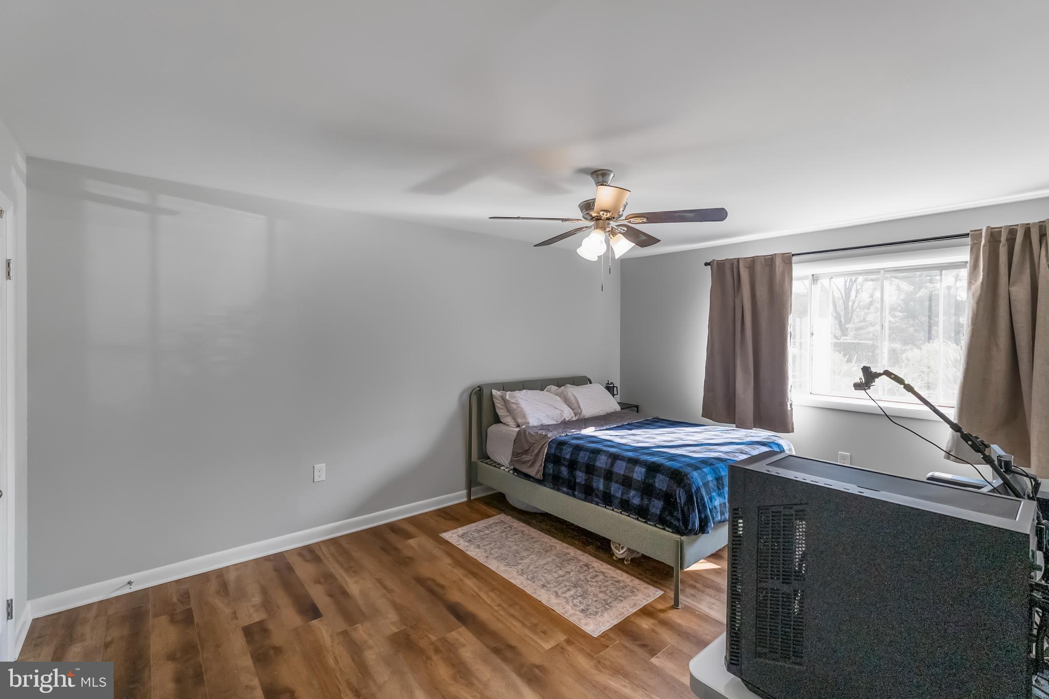 WILDE LAKE - Residential