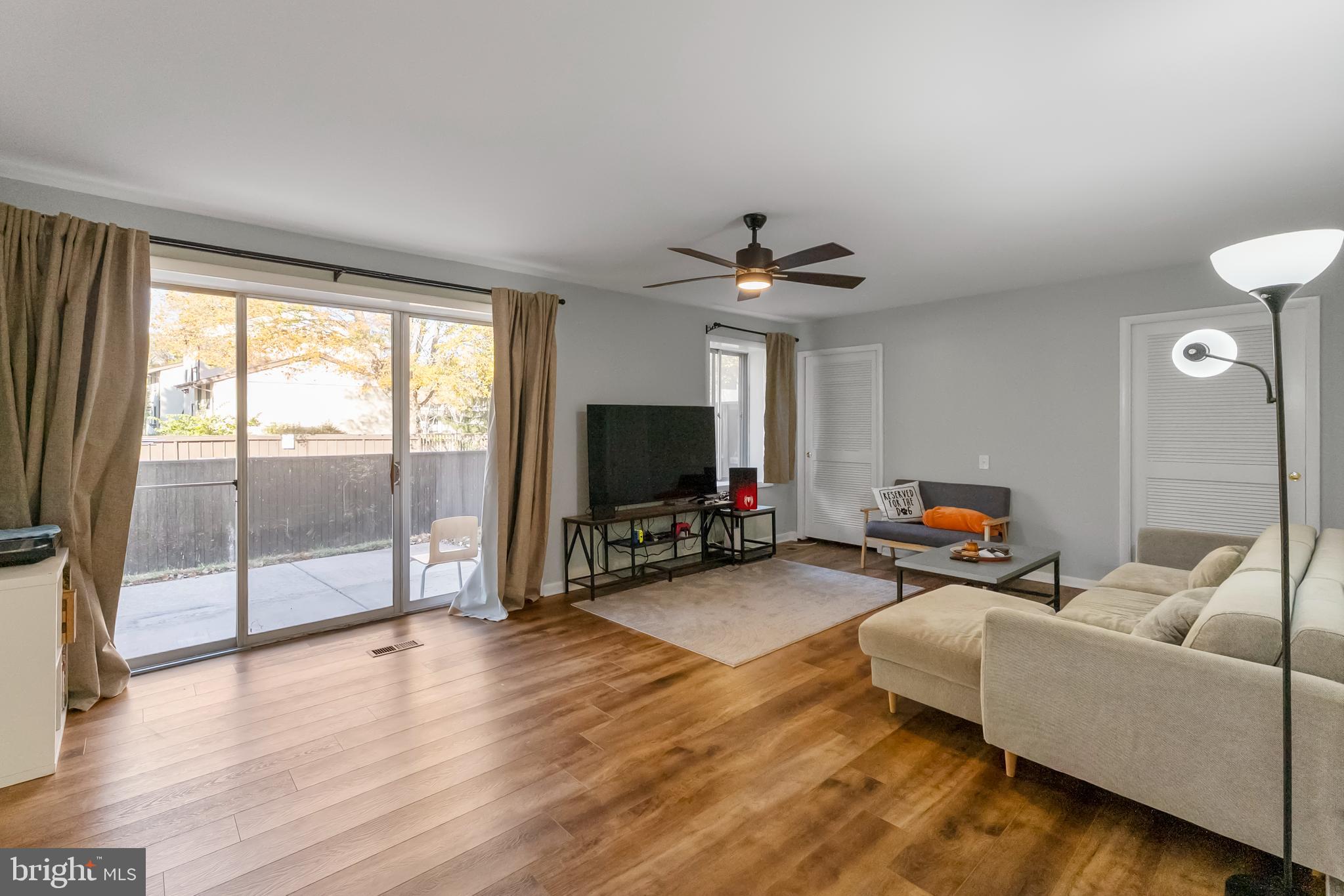 WILDE LAKE - Residential