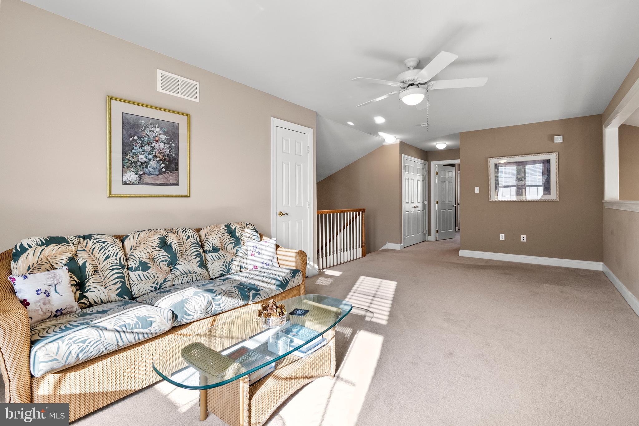 MEADOW GLEN - Residential