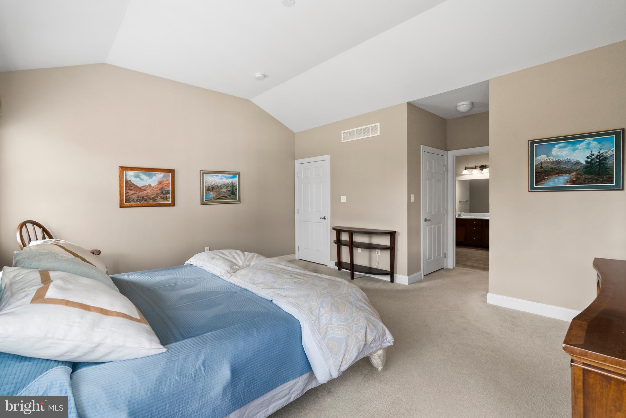 MEADOW GLEN - Residential