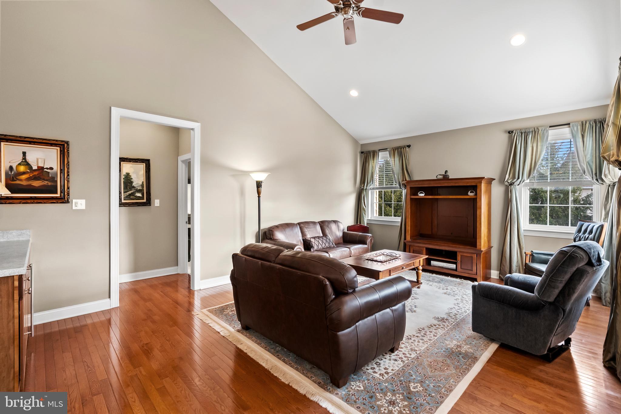 MEADOW GLEN - Residential