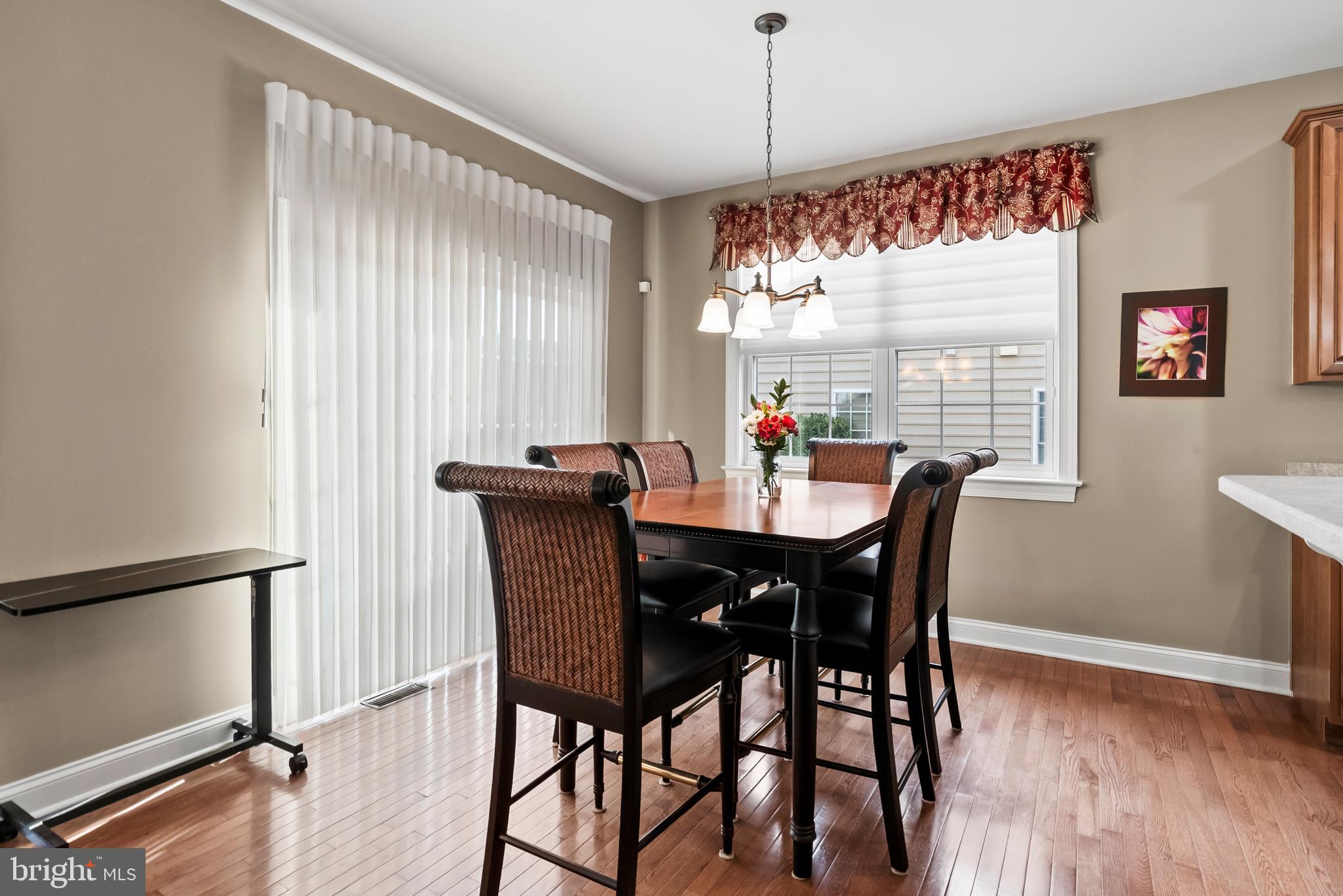 MEADOW GLEN - Residential