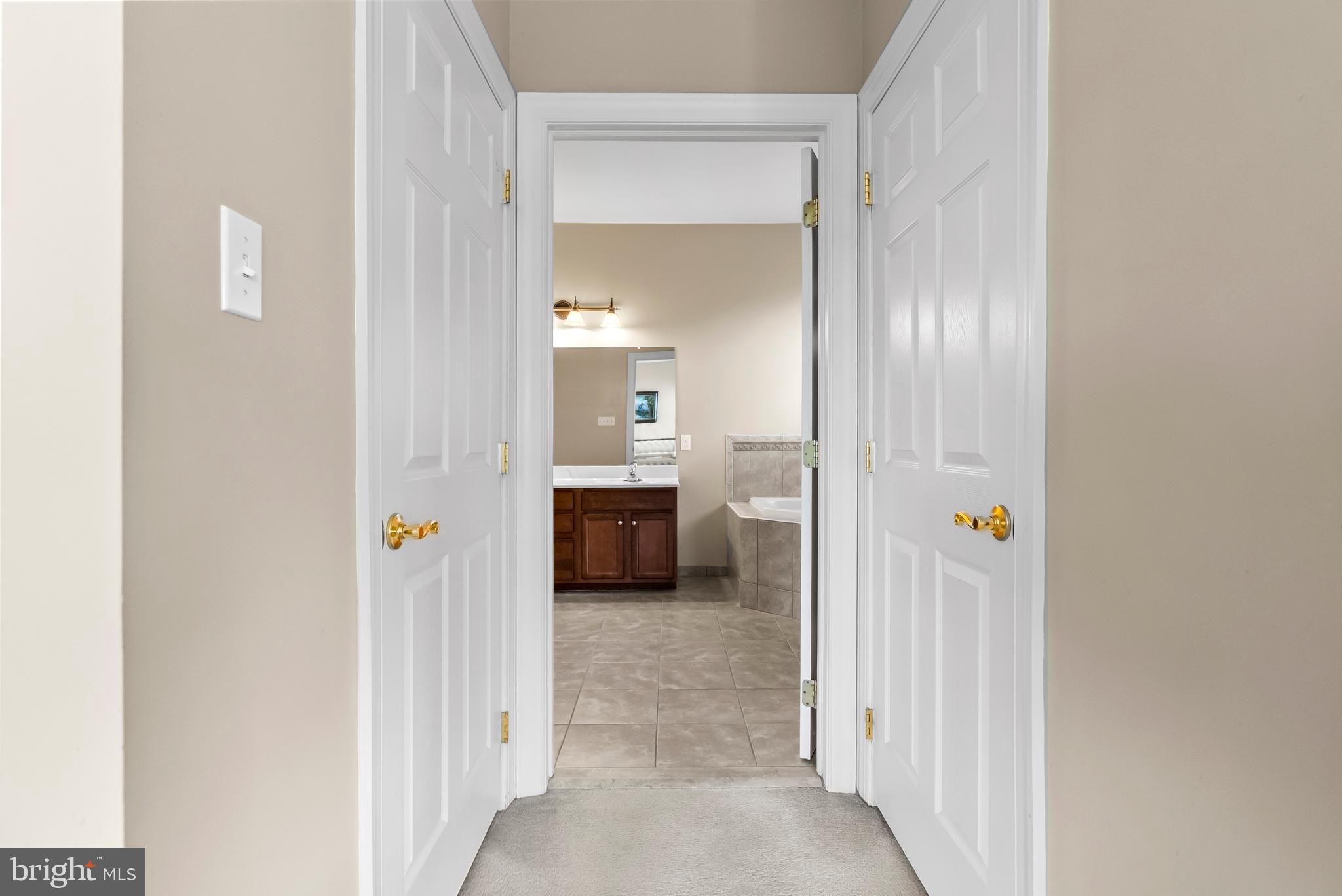 MEADOW GLEN - Residential