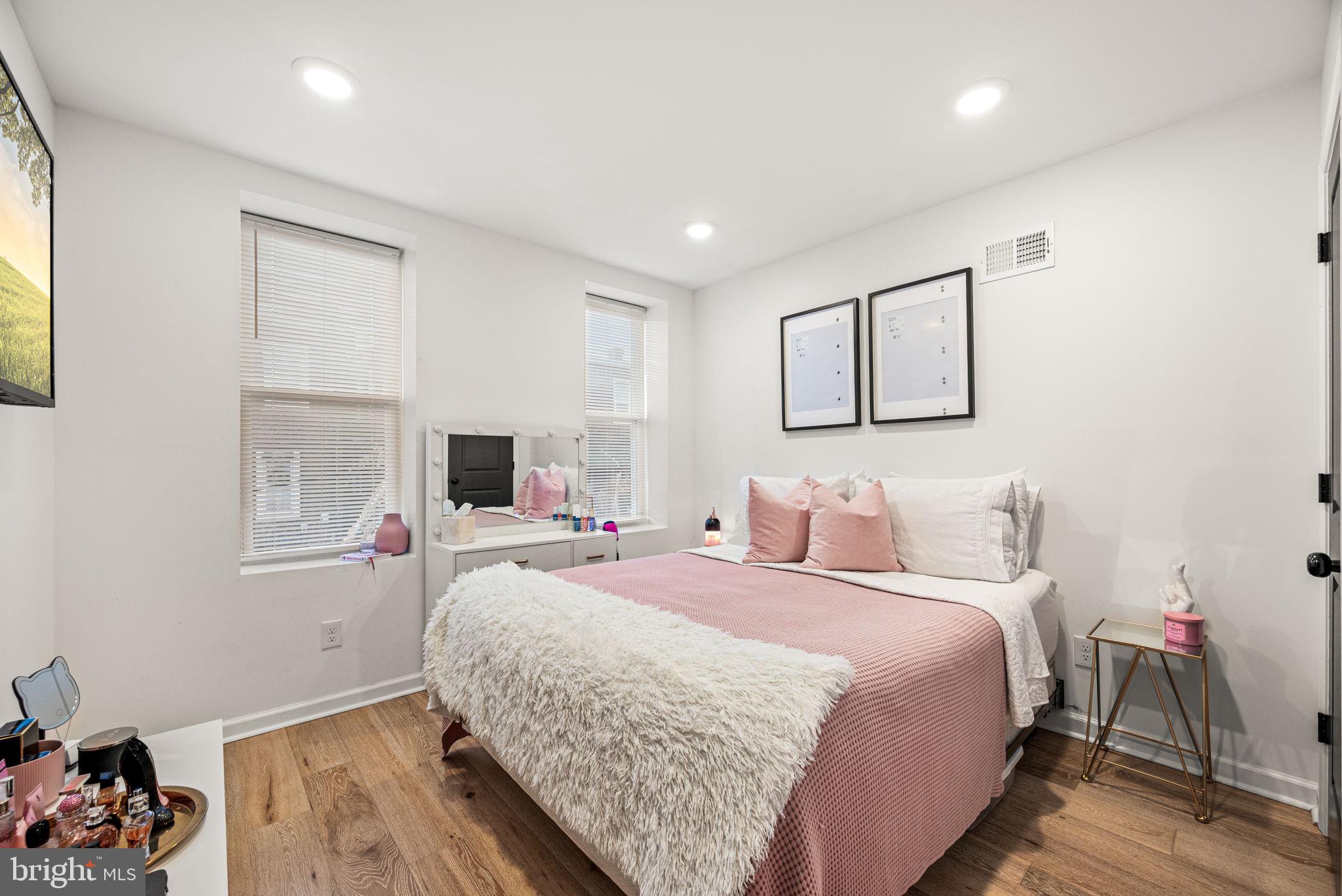 GERMANTOWN - Residential