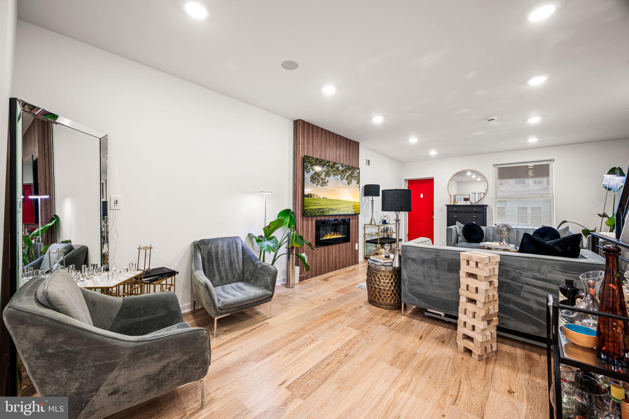 GERMANTOWN - Residential