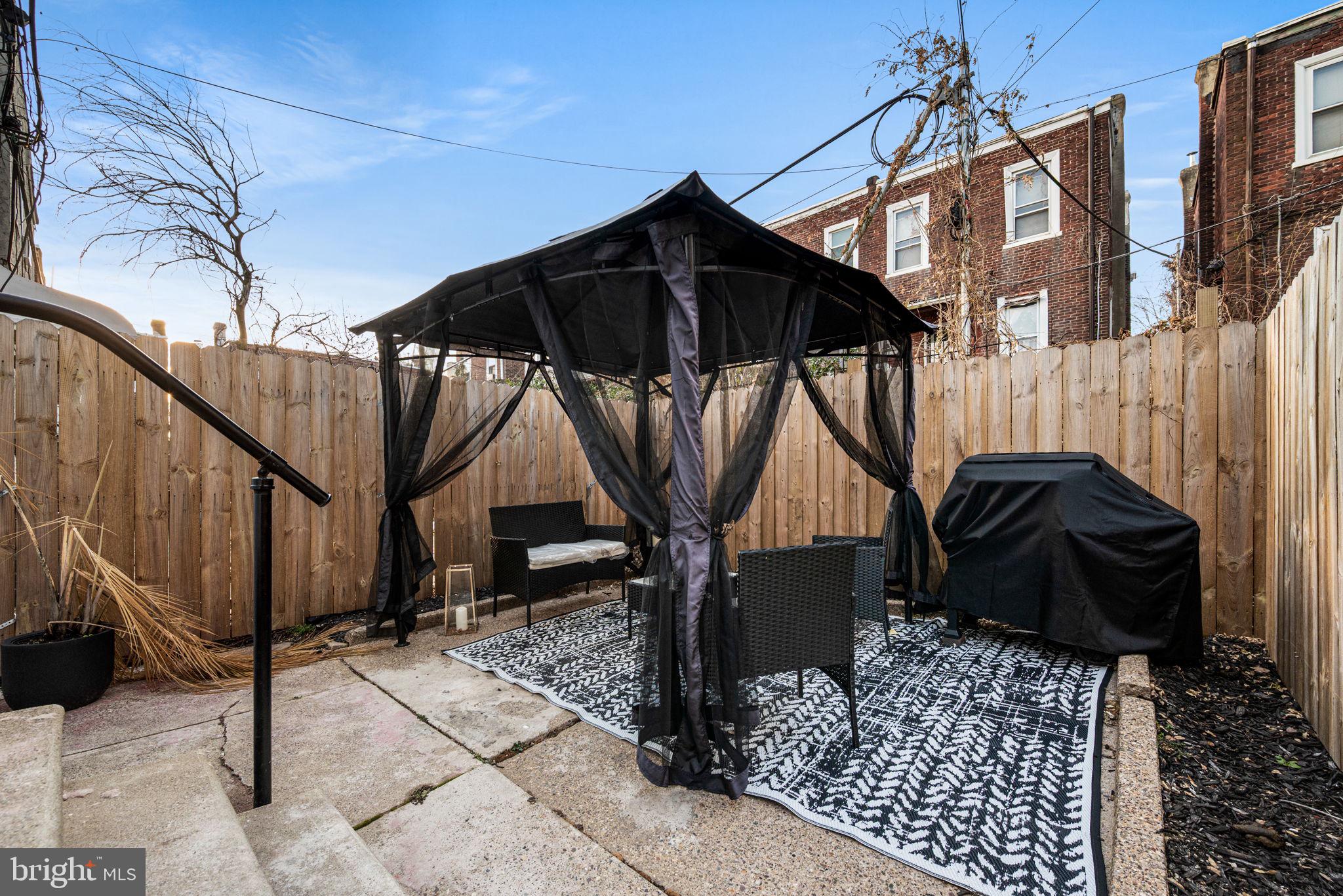 GERMANTOWN - Residential