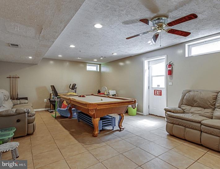 LAKEVIEW - Residential