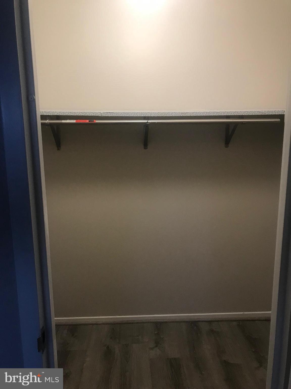 TREEBROOKE CONDOMINIUM - Residential Lease