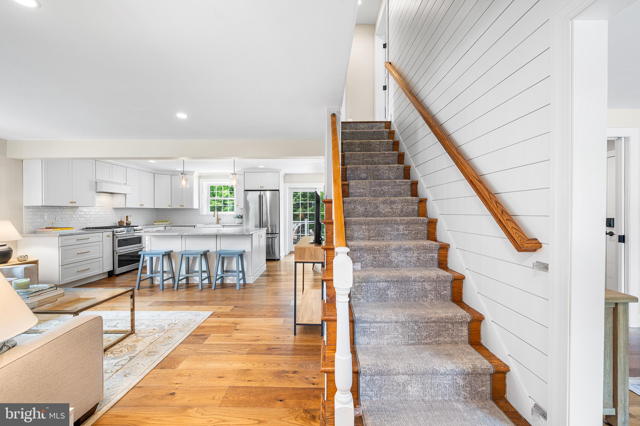 142 BARCLADEN ROAD