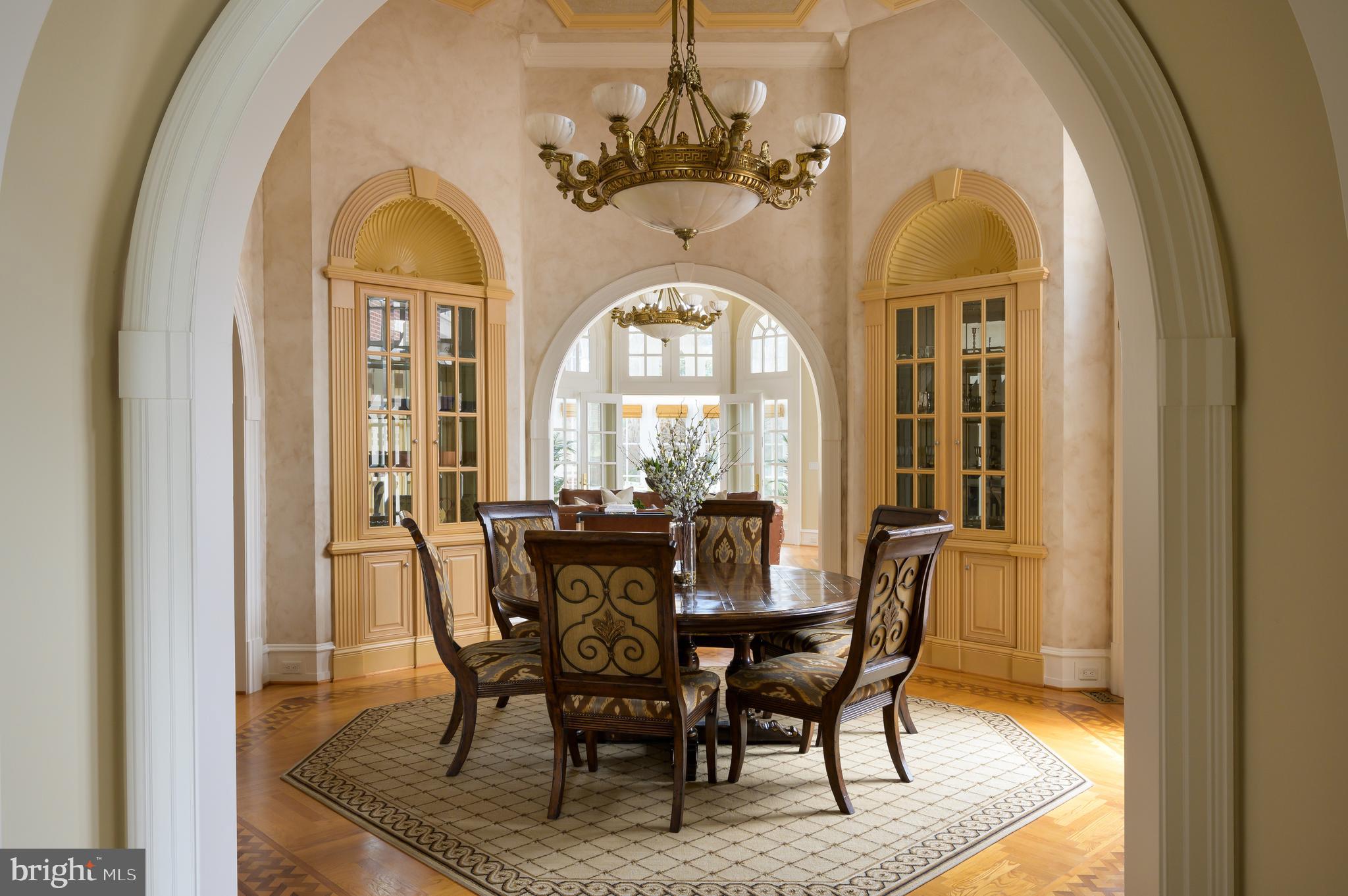 SADDLE RIDGE - Residential