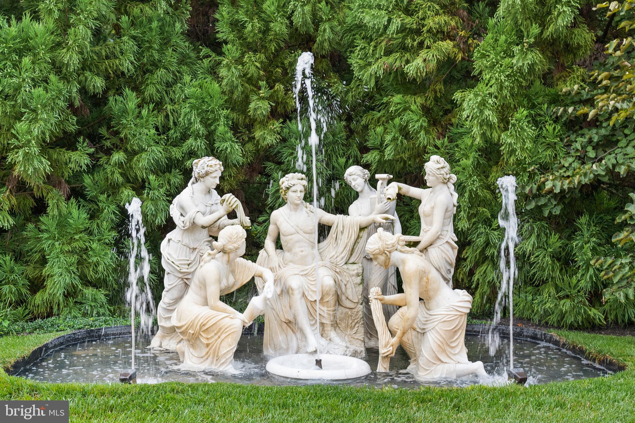 SADDLE RIDGE - Residential