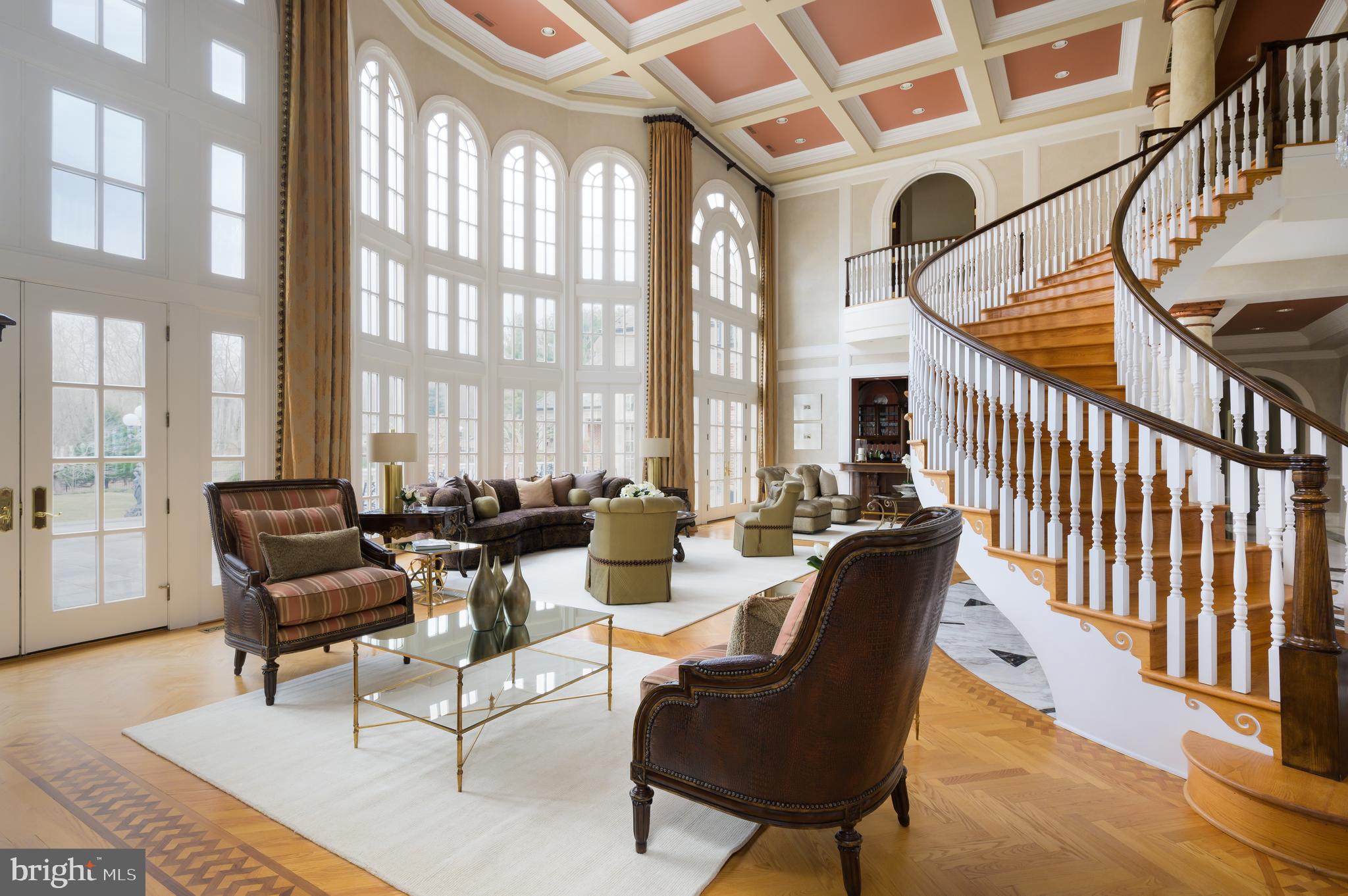 SADDLE RIDGE - Residential