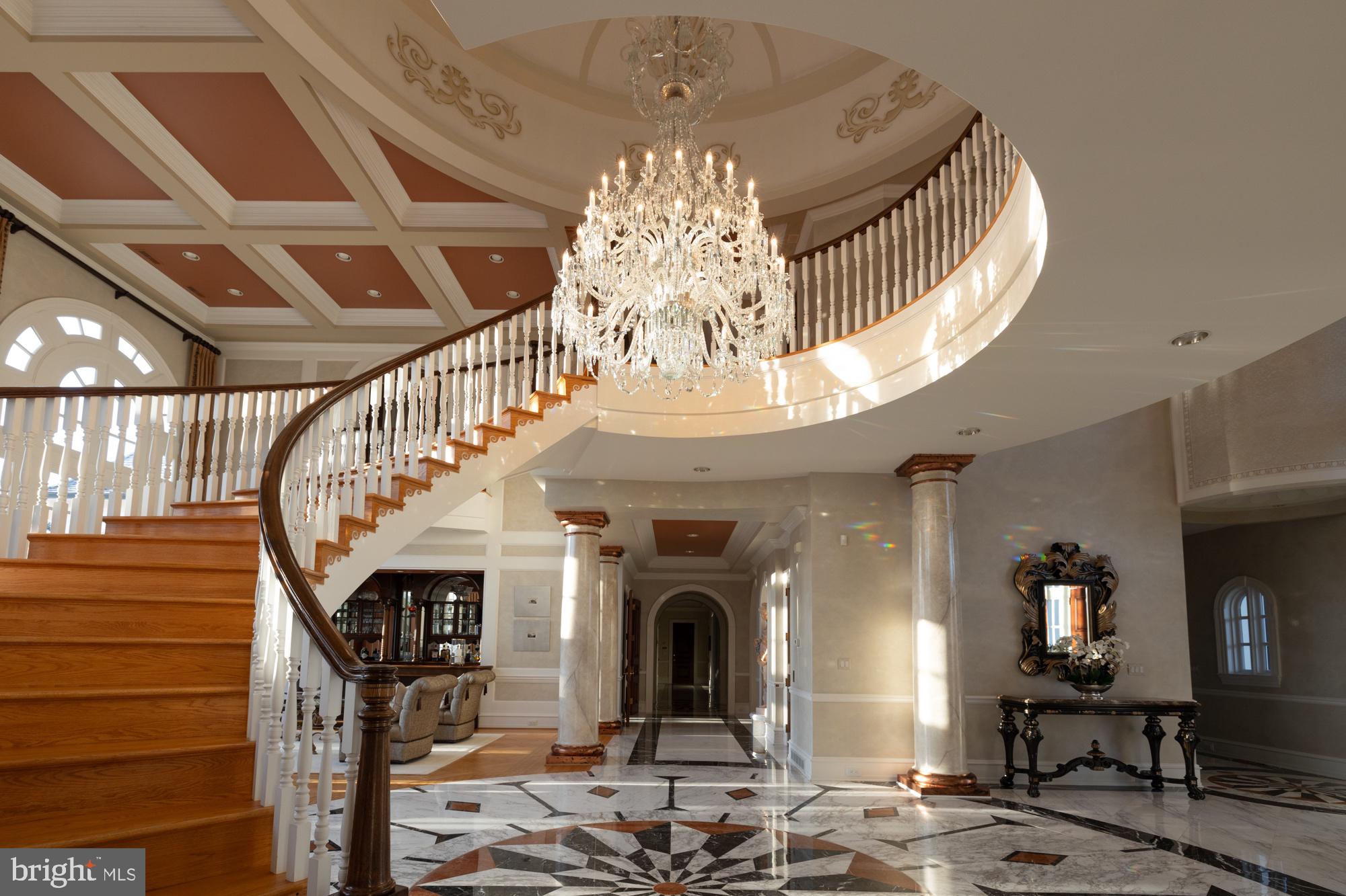 SADDLE RIDGE - Residential