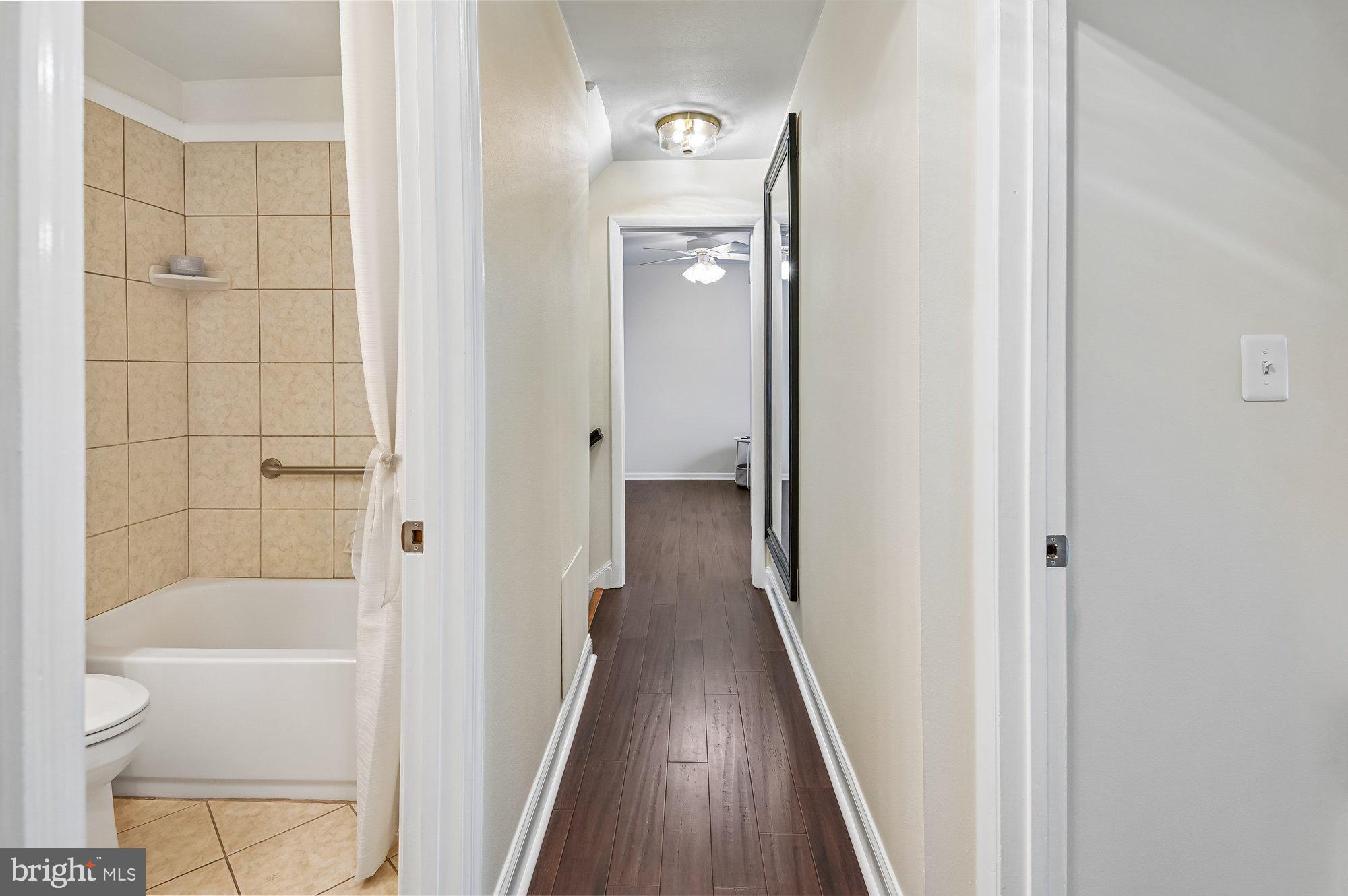 VILLAGE OF WILDE LAKE - Residential