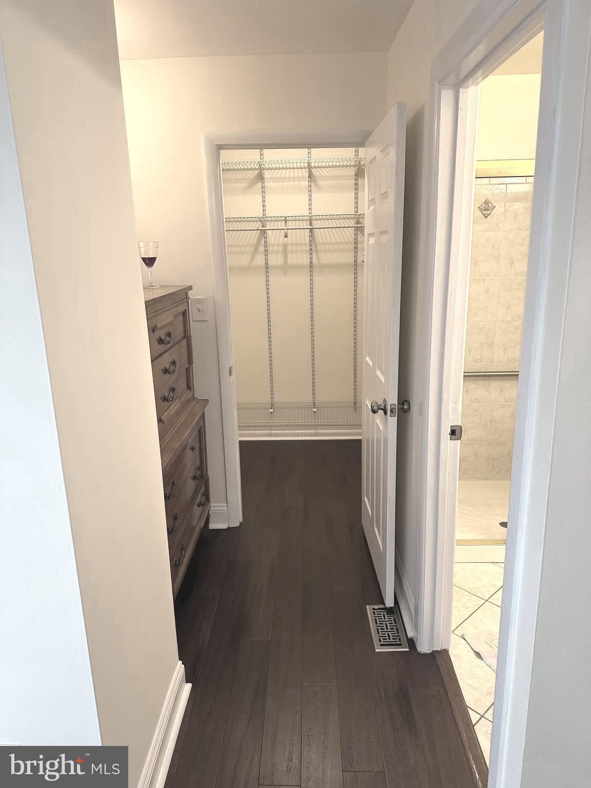 VILLAGE OF WILDE LAKE - Residential