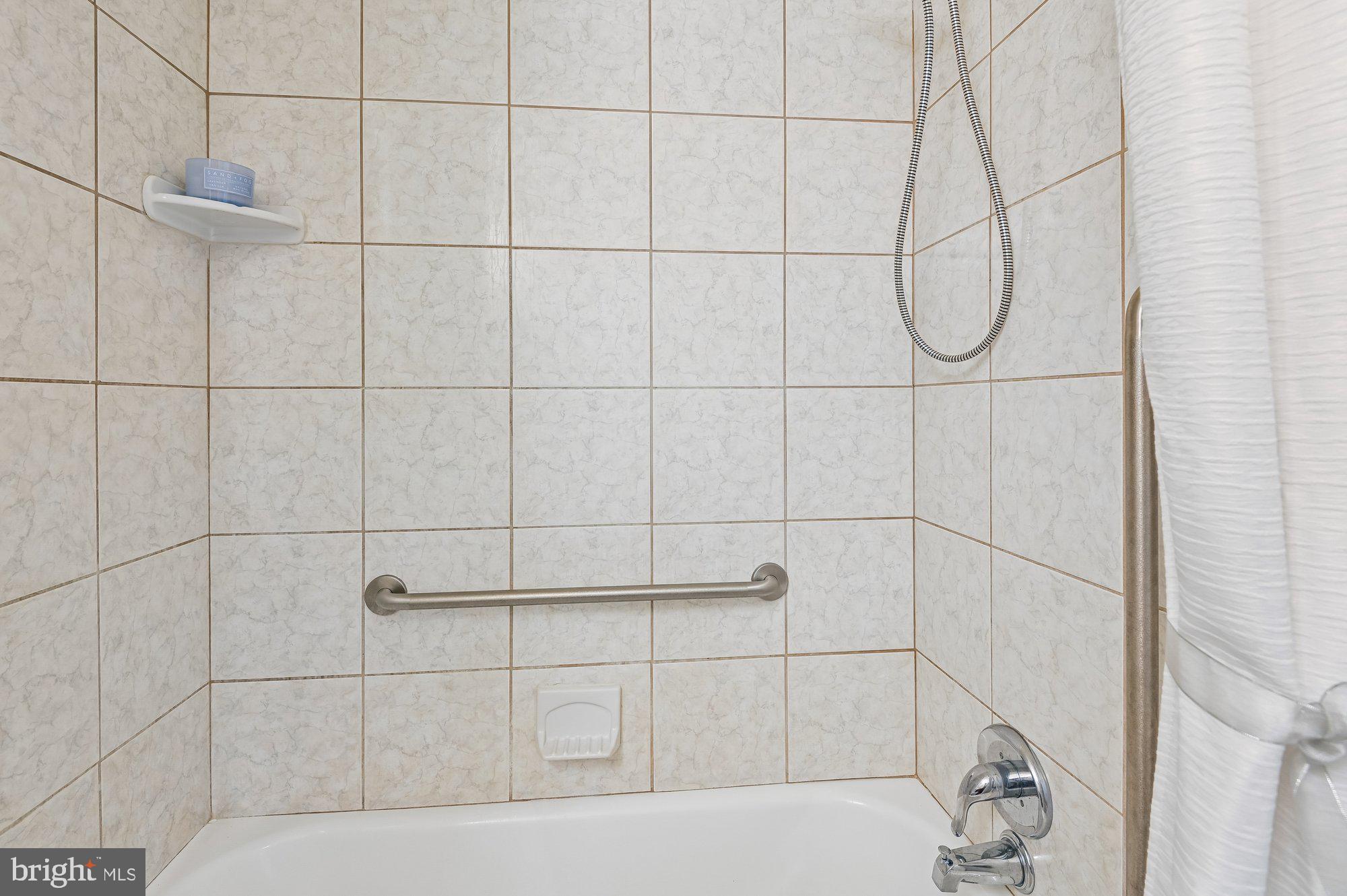 VILLAGE OF WILDE LAKE - Residential