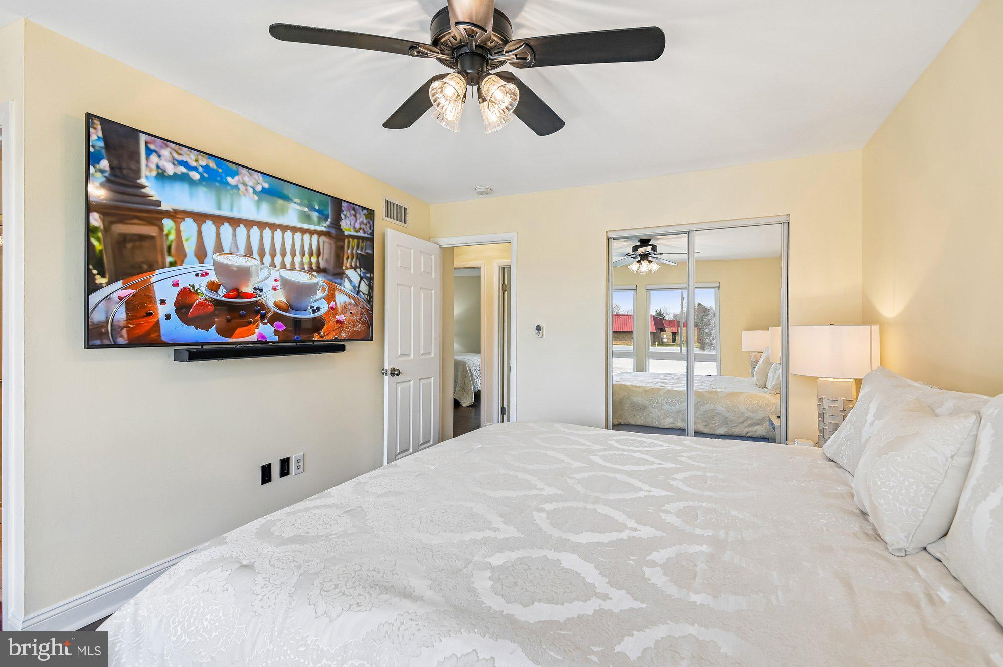 VILLAGE OF WILDE LAKE - Residential