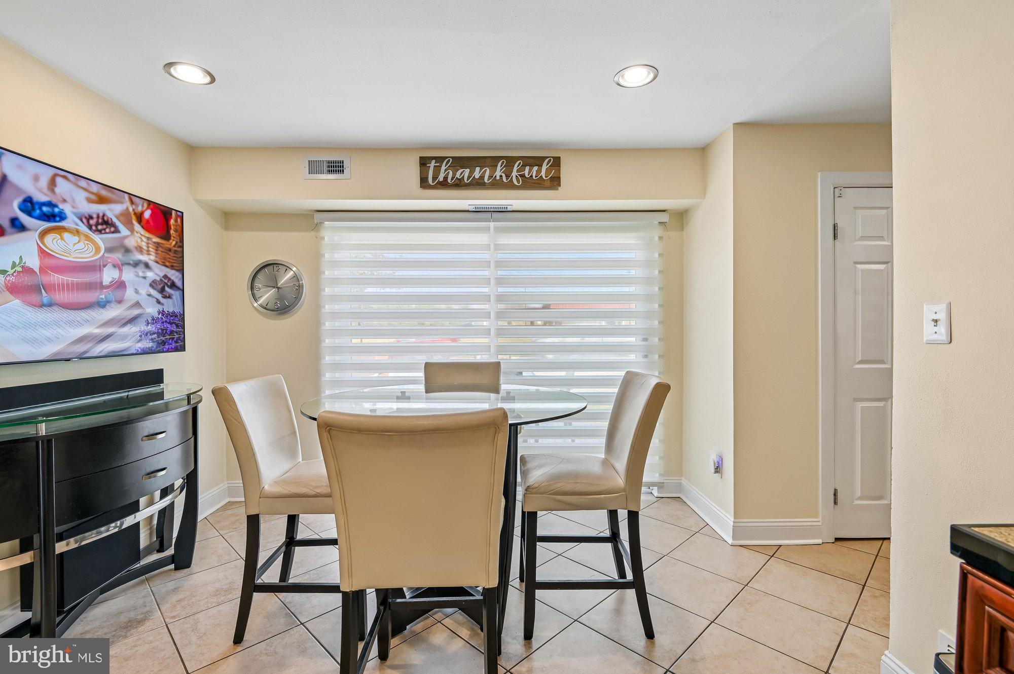 VILLAGE OF WILDE LAKE - Residential