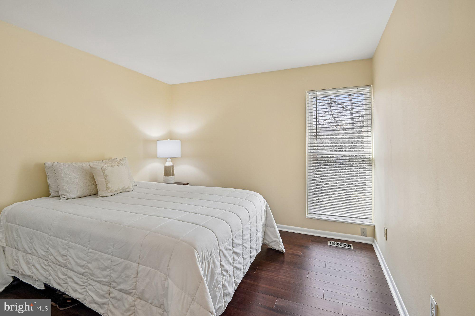 VILLAGE OF WILDE LAKE - Residential