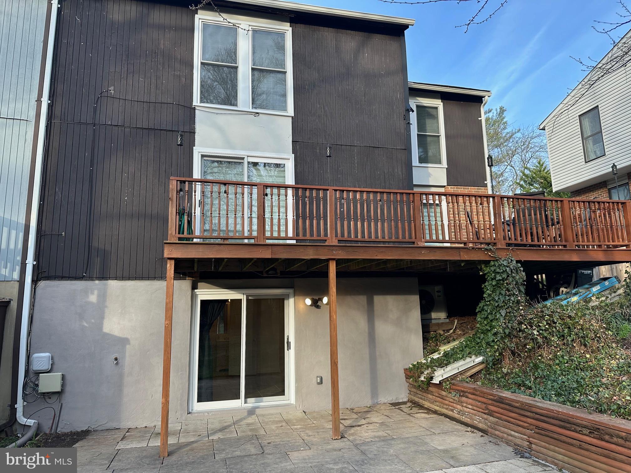 VILLAGE OF WILDE LAKE - Residential