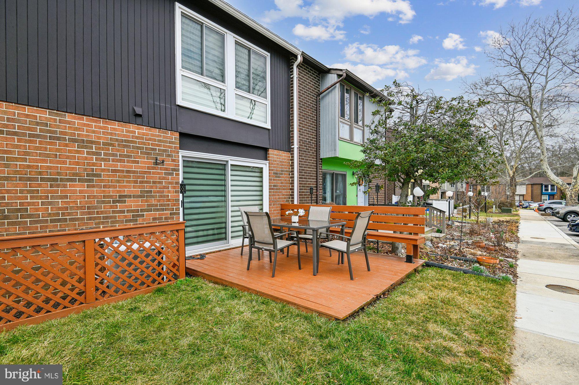 10543 TOLLING CLOCK WAY