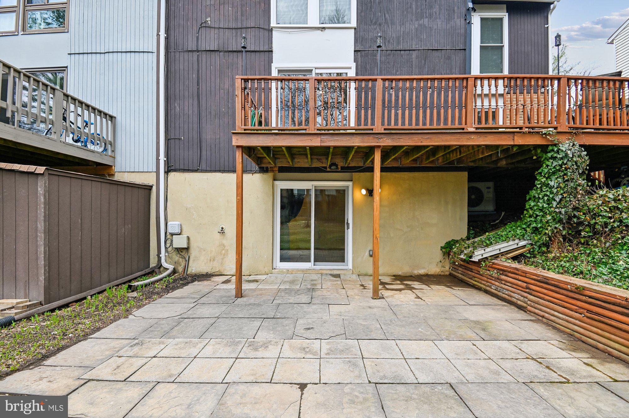 VILLAGE OF WILDE LAKE - Residential