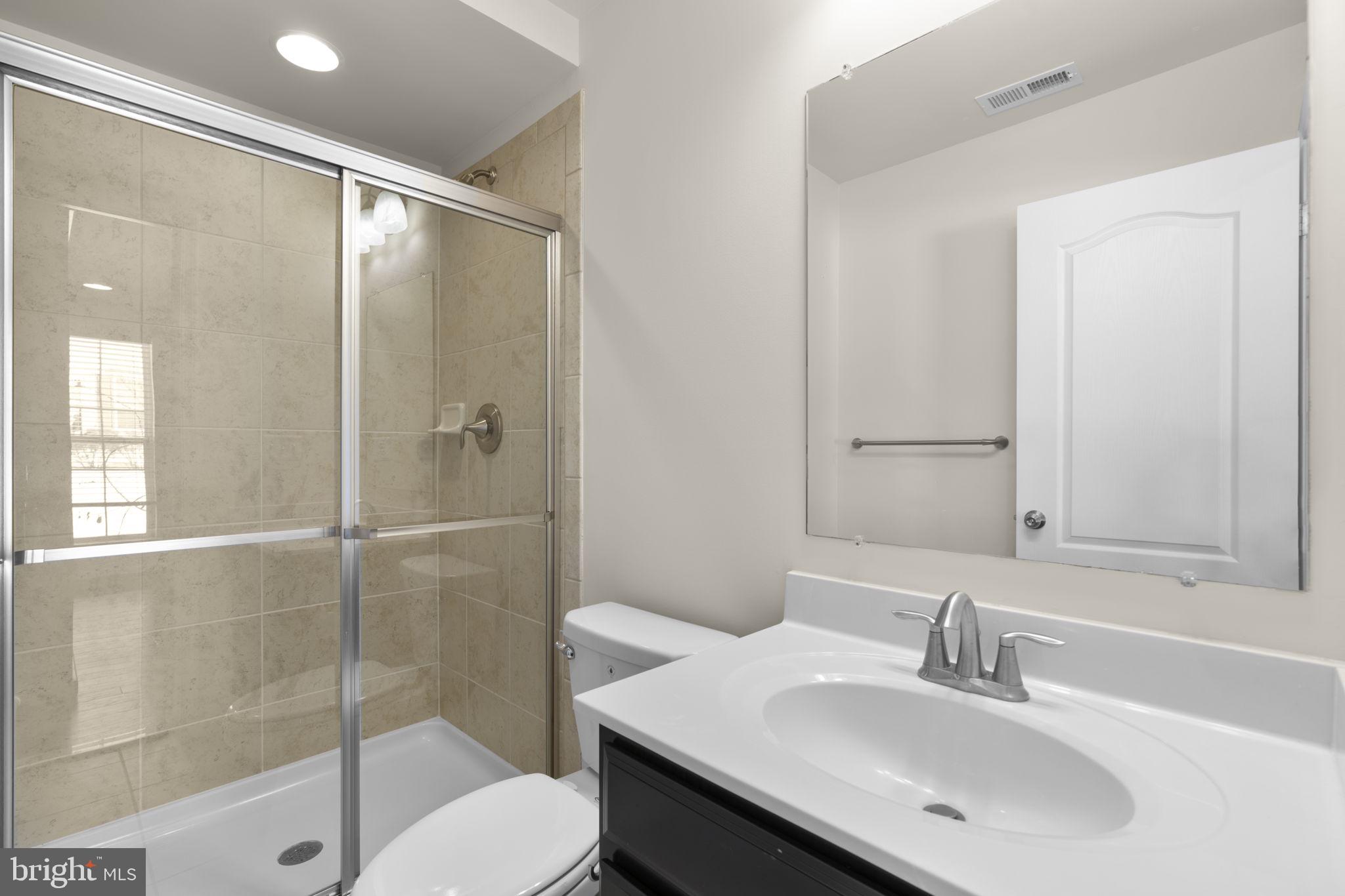 OXFORD SQUARE - Residential