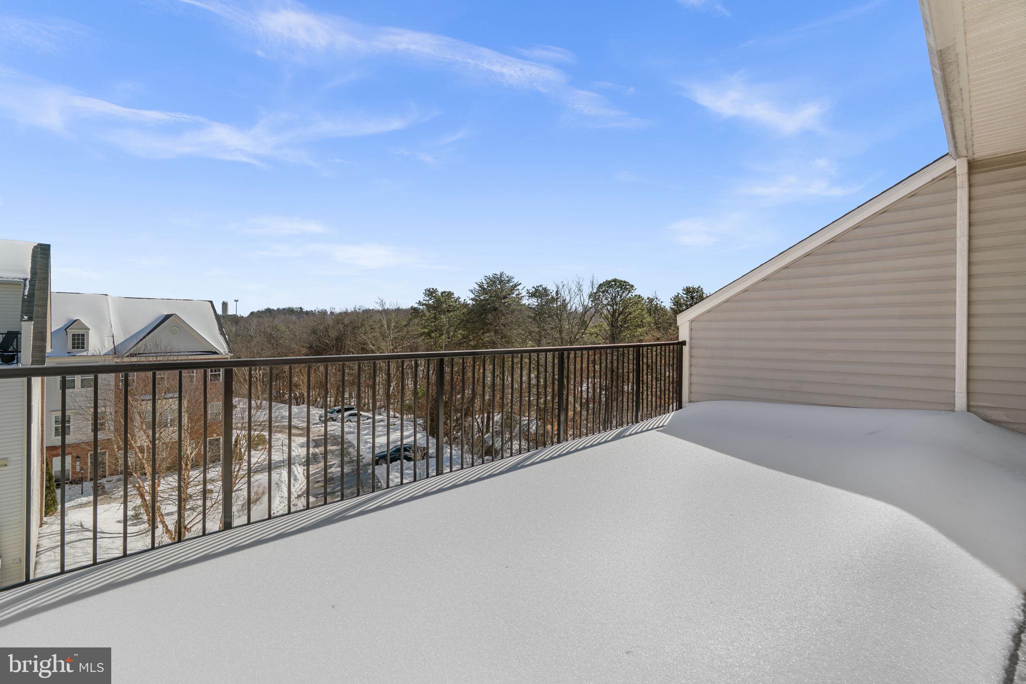 OXFORD SQUARE - Residential