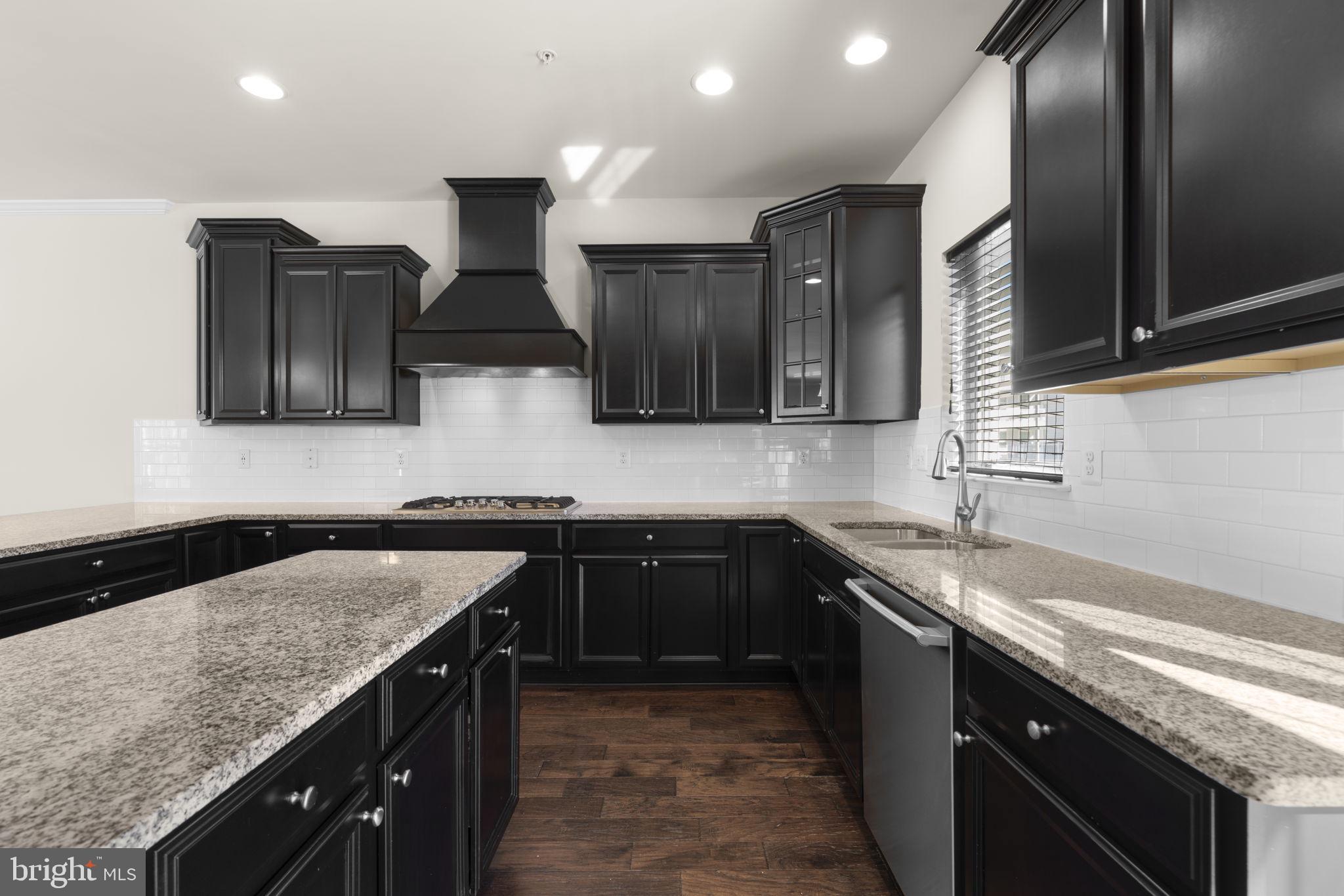 6974 SOUTHMOOR STREET