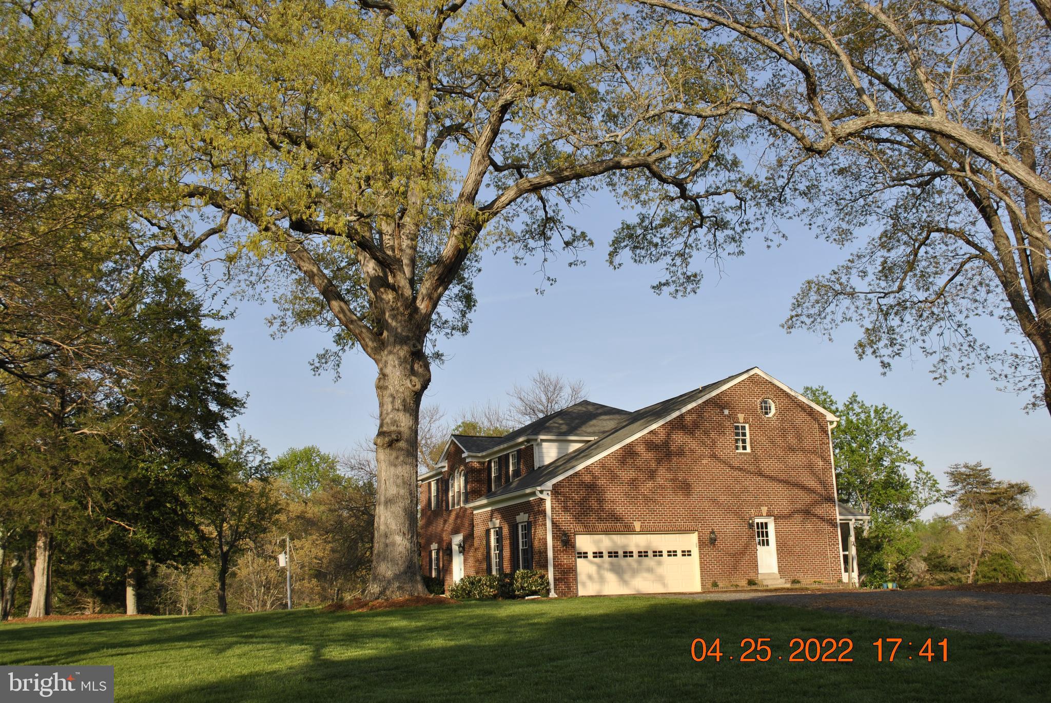 CLIFTON - Residential