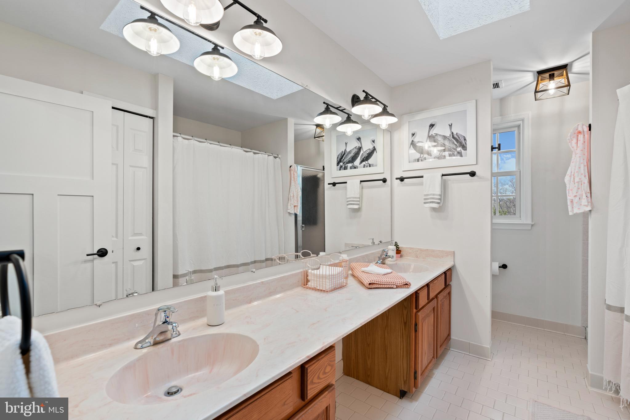 CLIFTON - Residential