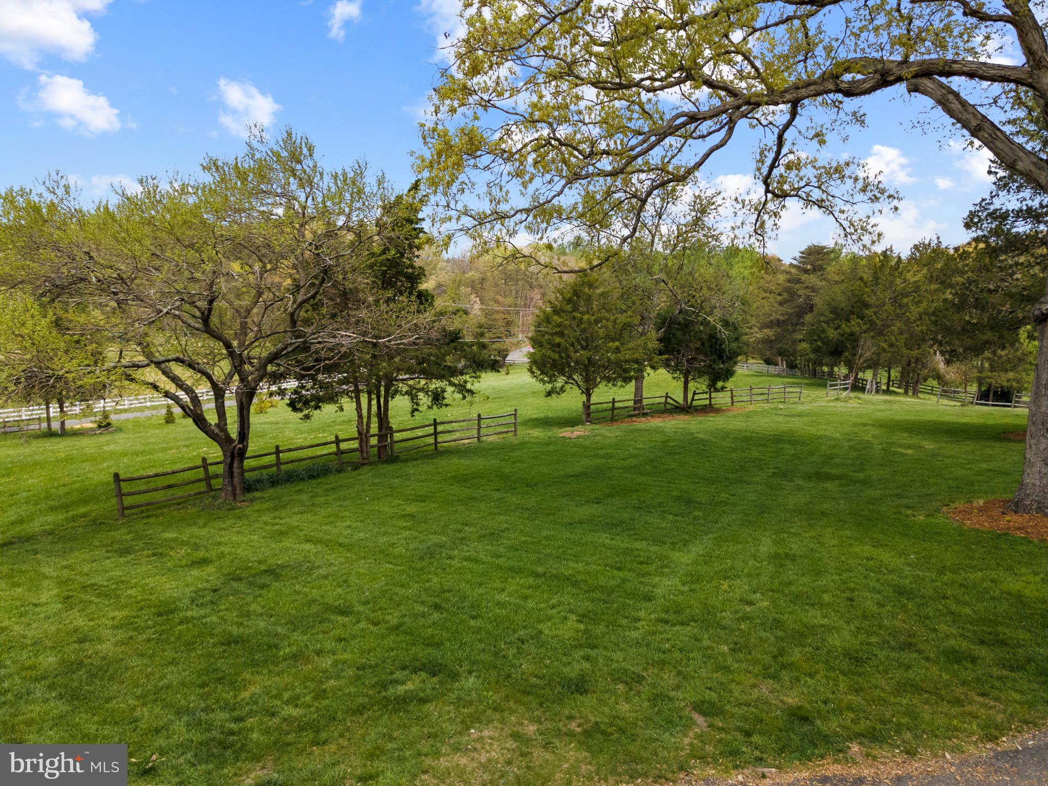 CLIFTON - Residential