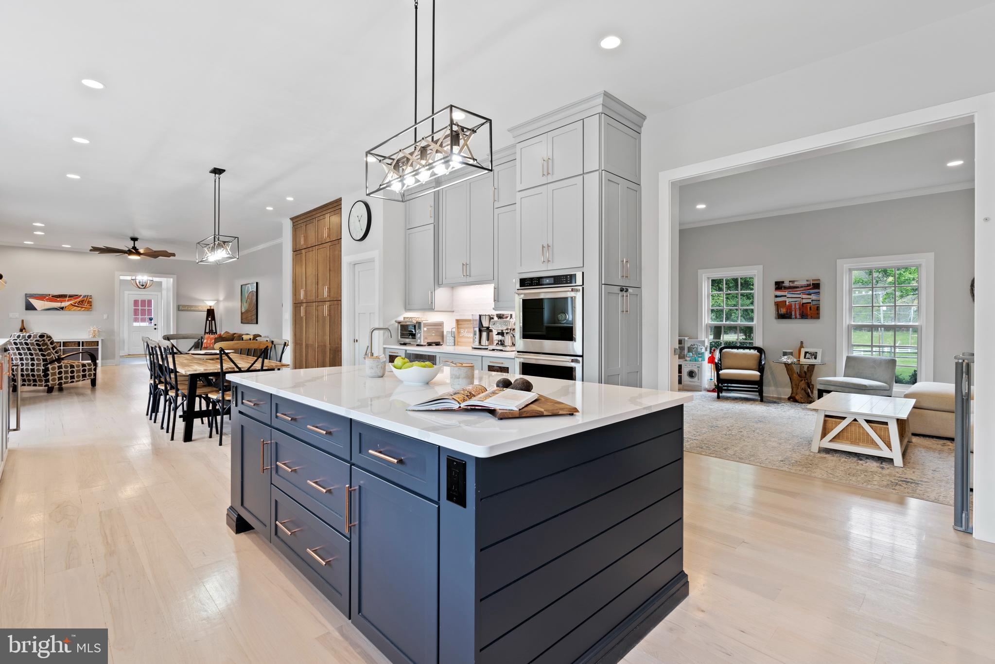 CLIFTON - Residential