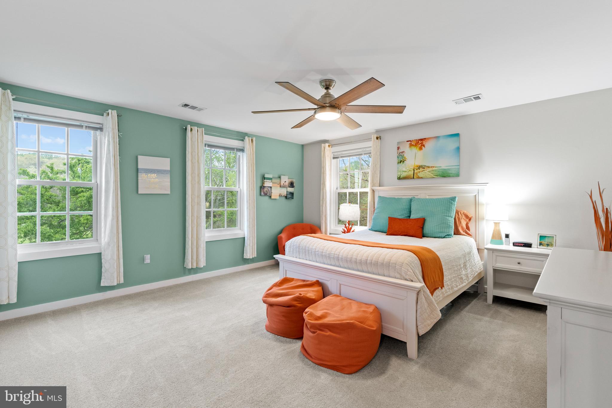 CLIFTON - Residential