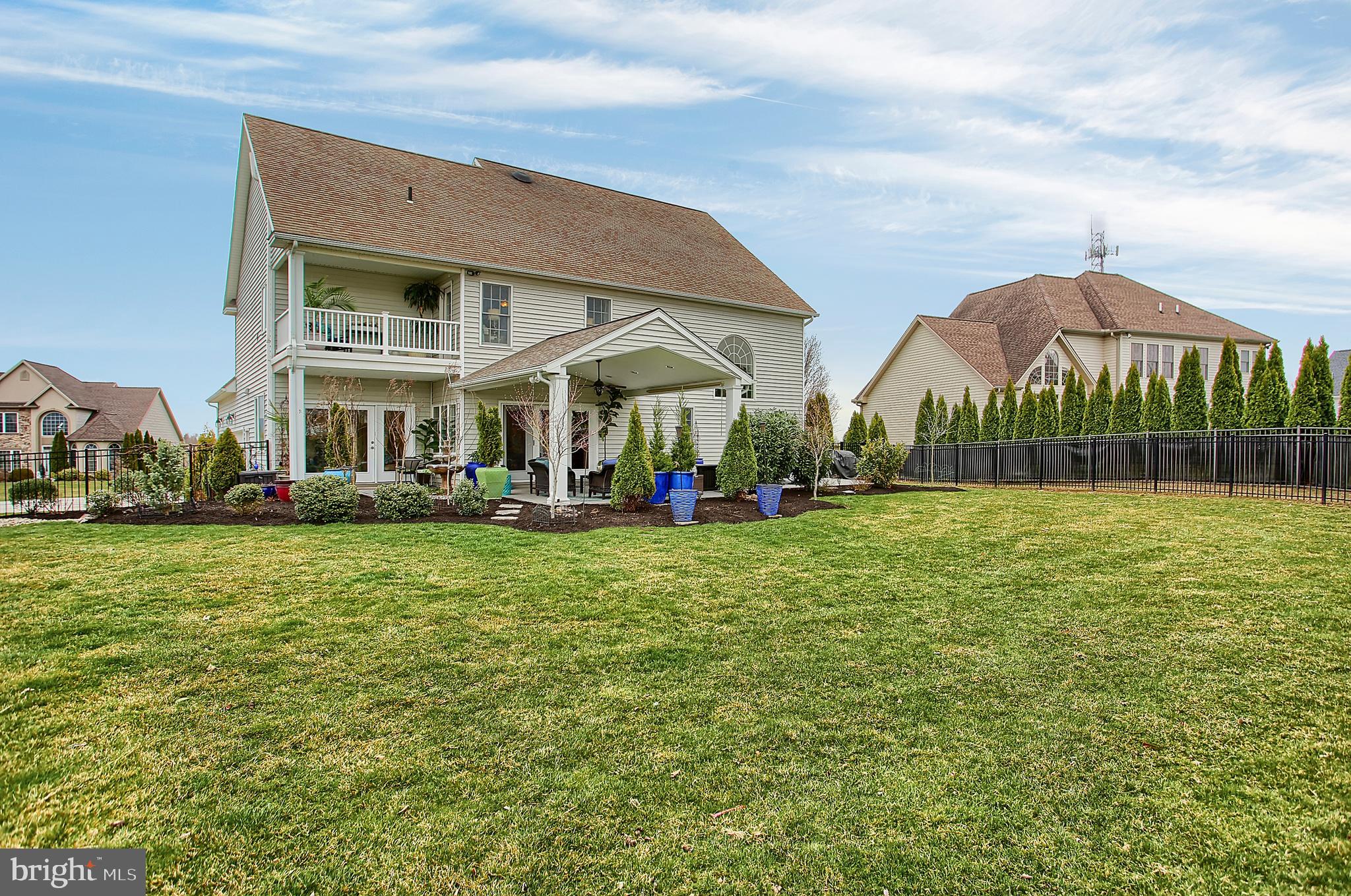 HAMPDEN SUMMIT - Residential