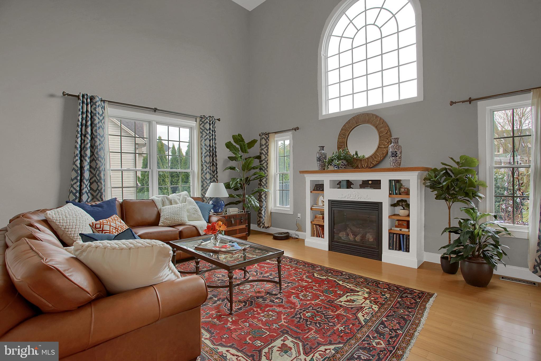 HAMPDEN SUMMIT - Residential