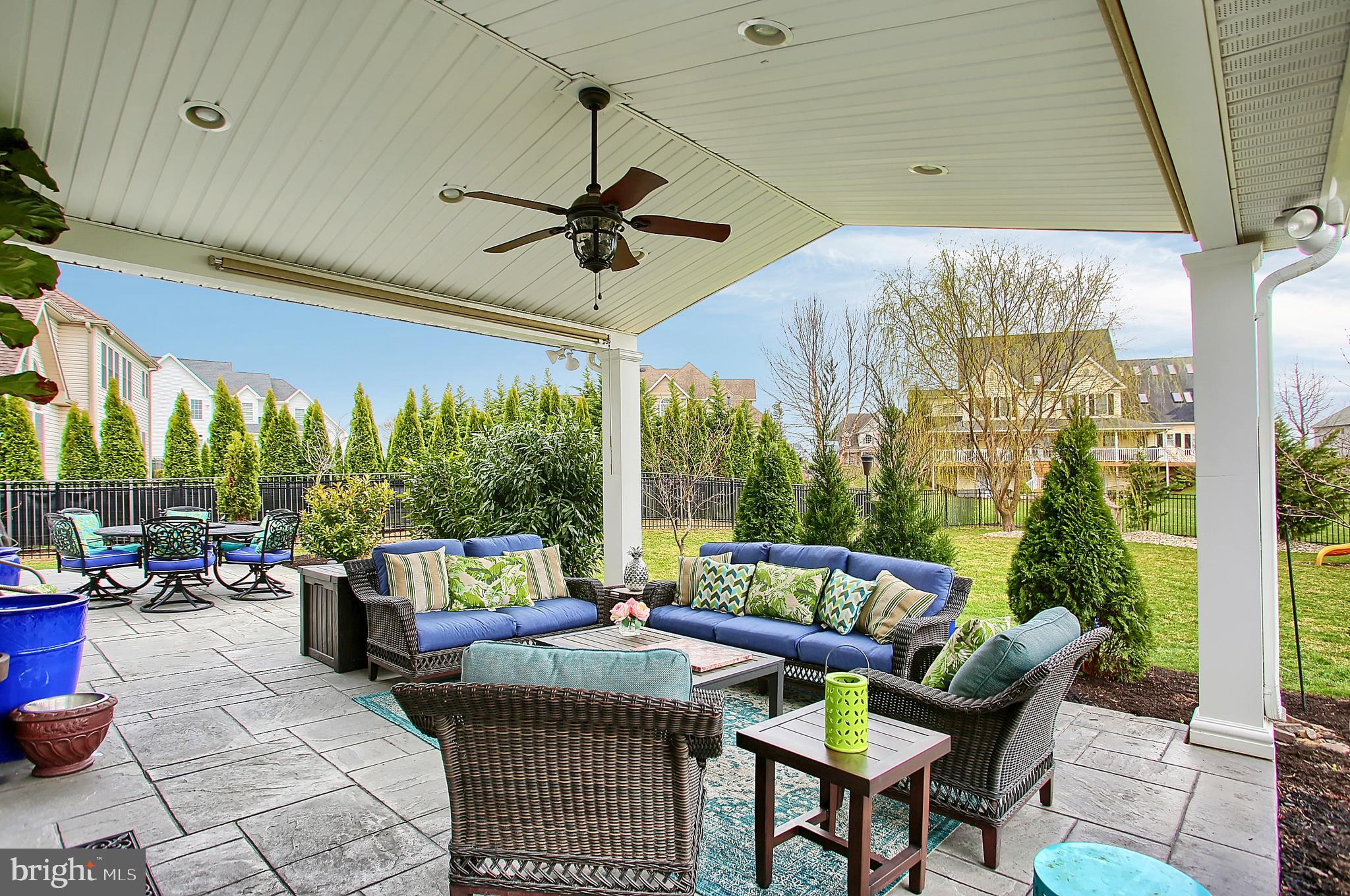 HAMPDEN SUMMIT - Residential